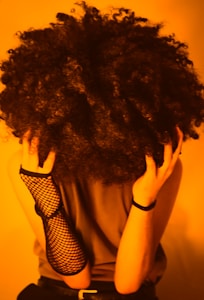 Curly Black 16"