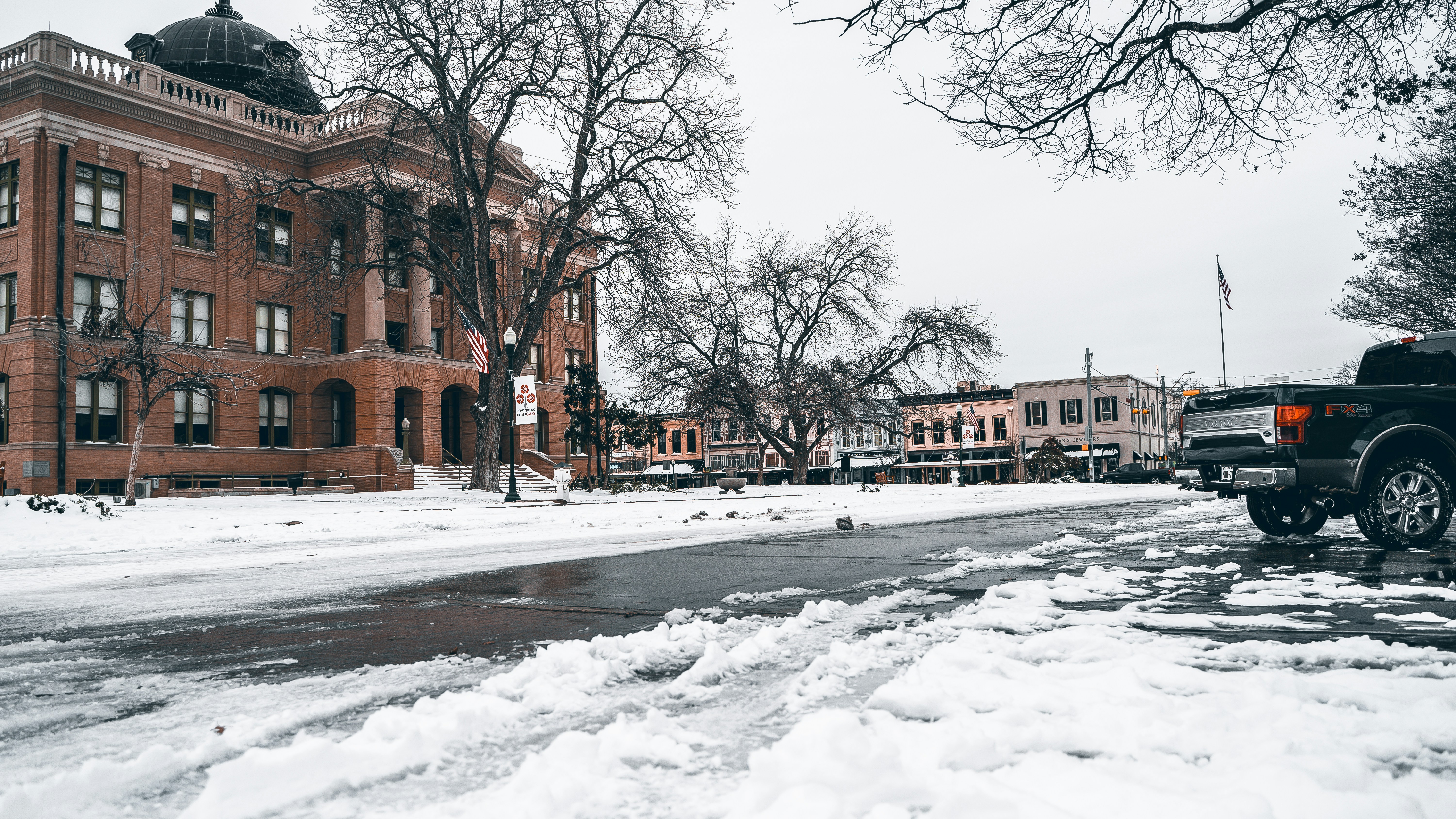 Georgetown residential home in winter - Georgetown ON heating