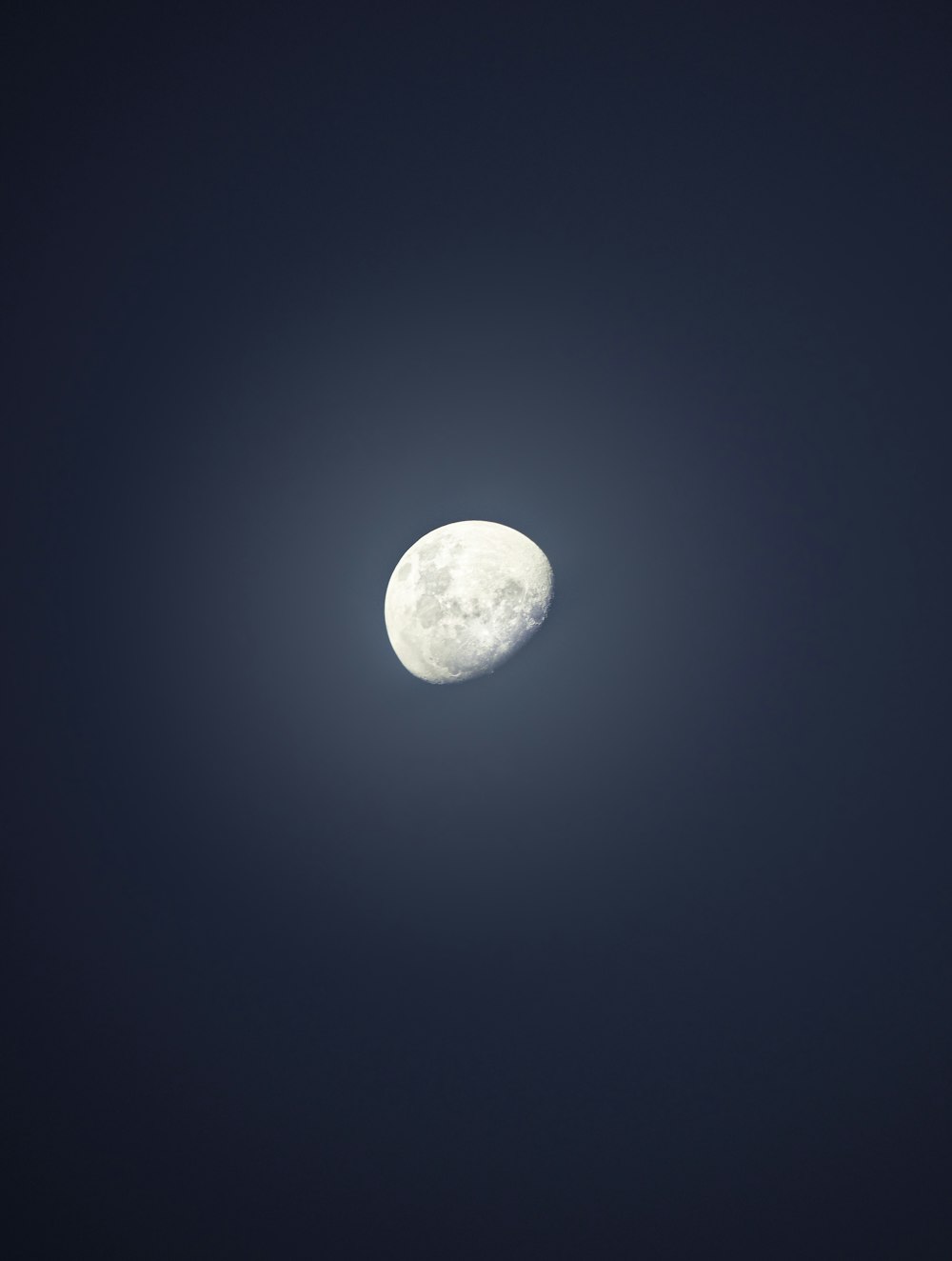 Full moon in dark night sky photo – Free Nature Image on Unsplash