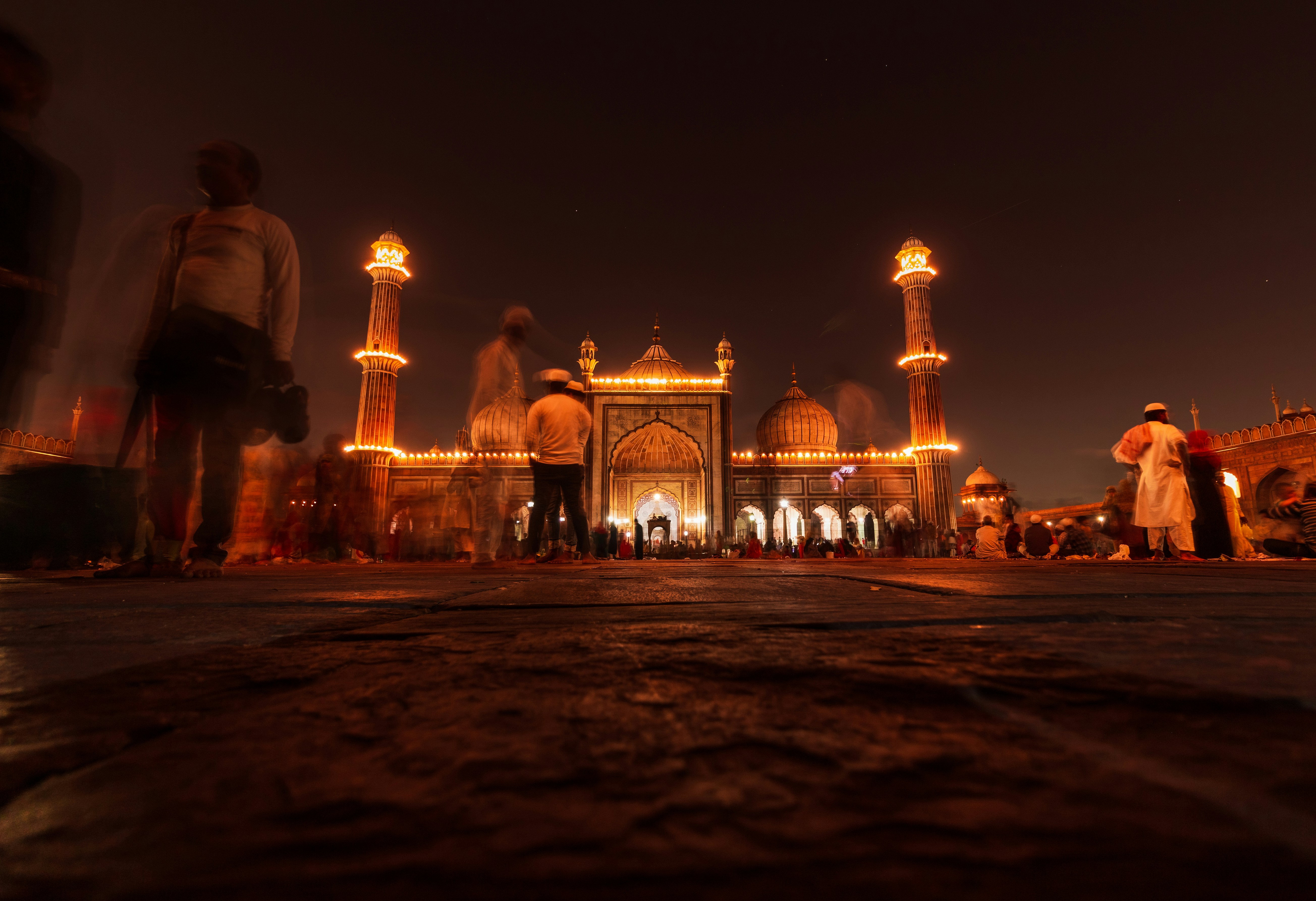 Ramadan 2026 In Delhi: Best Places To Visit For Iftar, Street Food, Shopping And Spirituality
