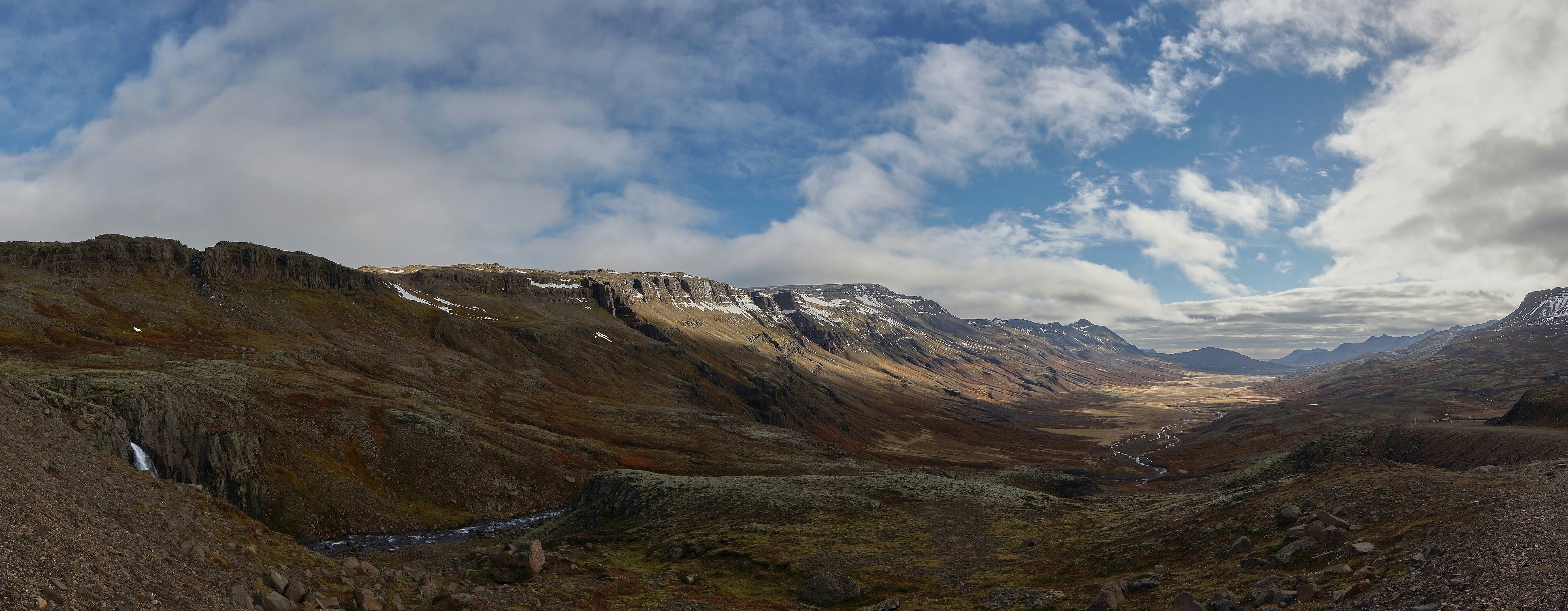 Photo by wolfgang_hasselmann