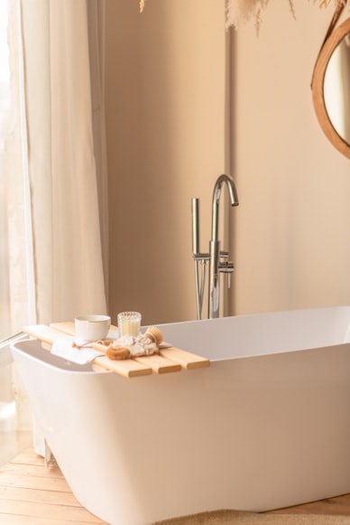 12 Best Bathtubs that provide gorgeous earthy appeal to bathrooms