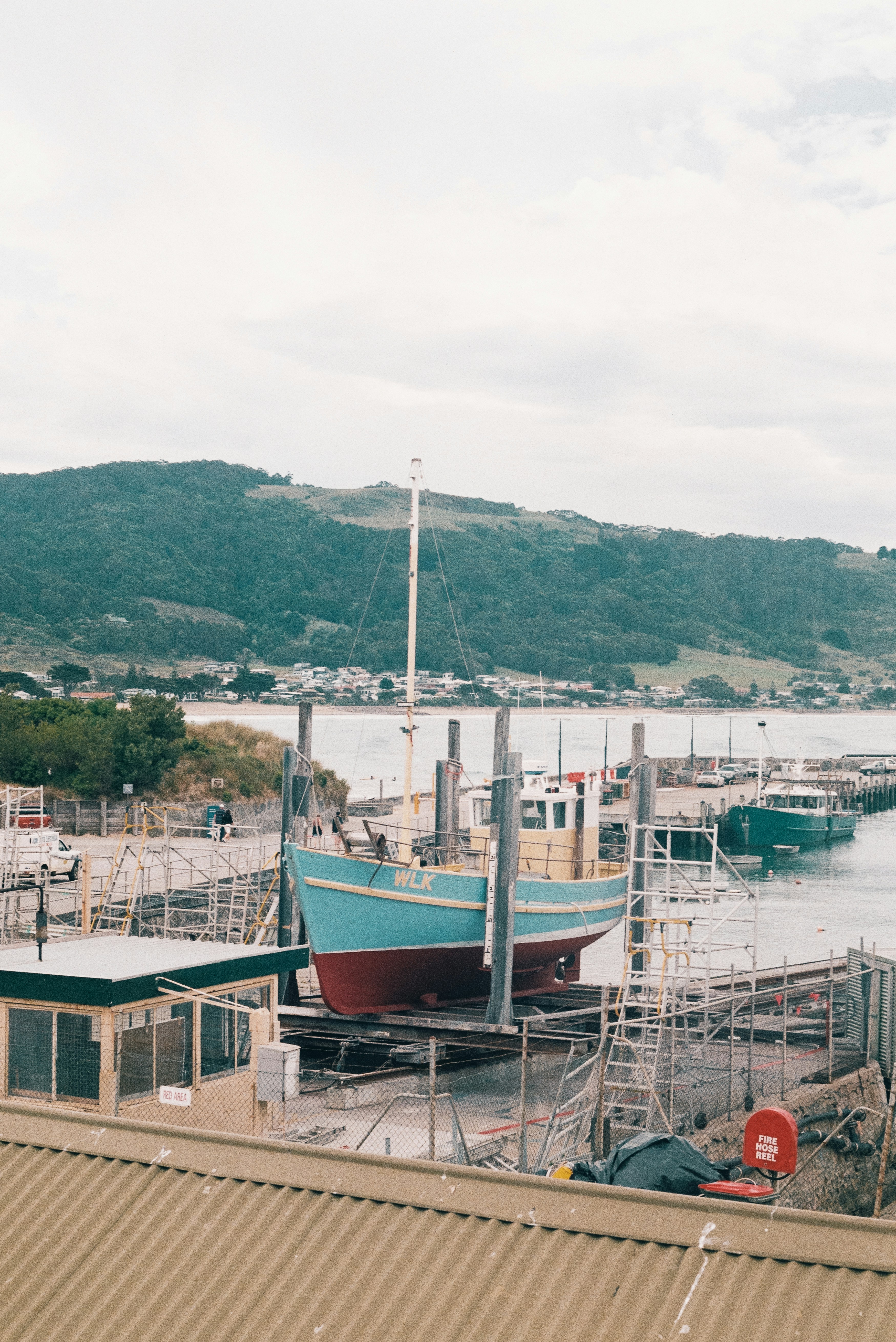 Photo by coffeecurtains