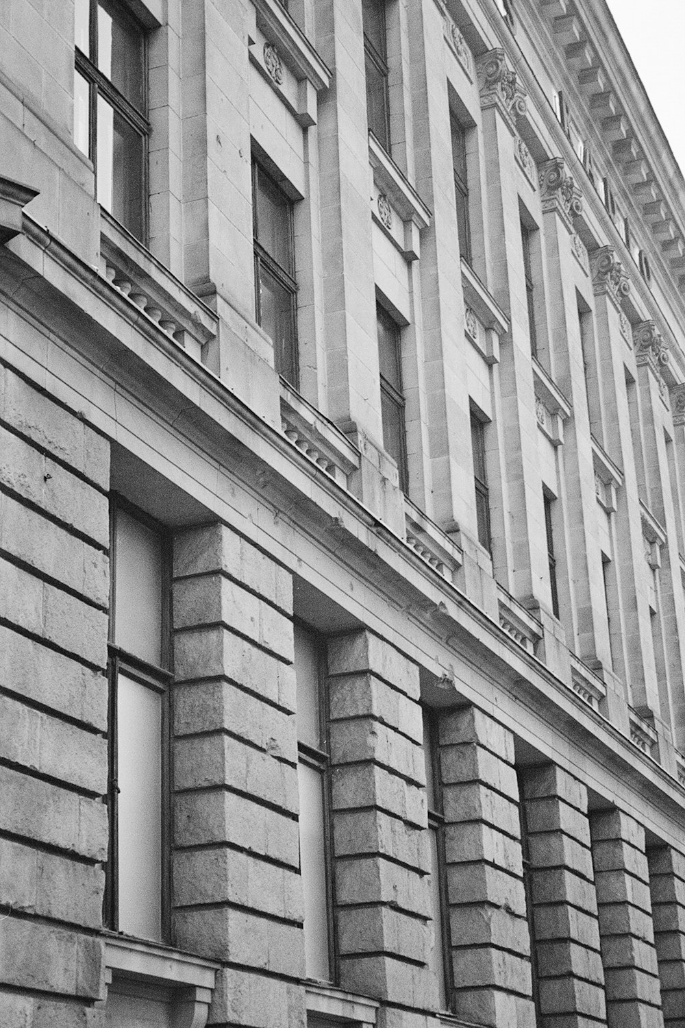 a black and white photo of an old building