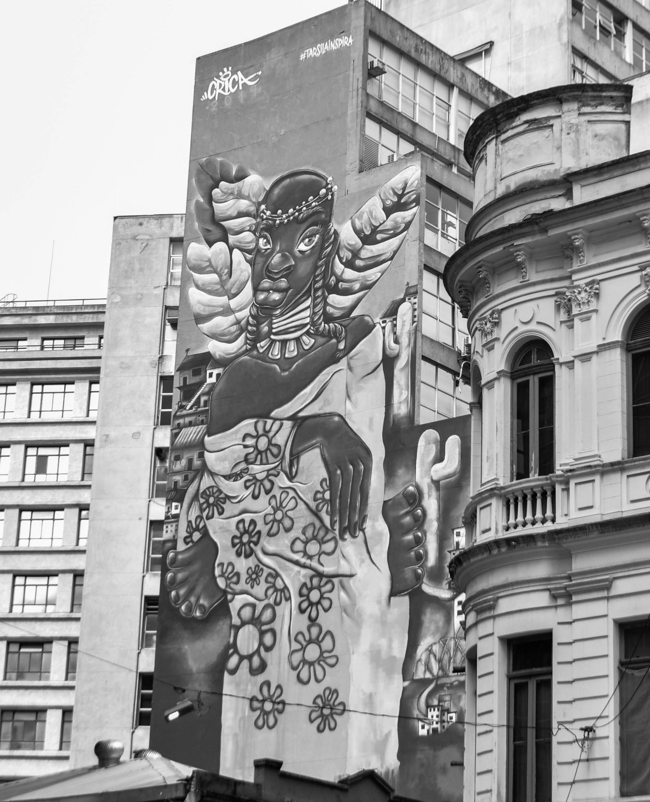 A large mural on the side of a building photo – Free Art Image on Unsplash