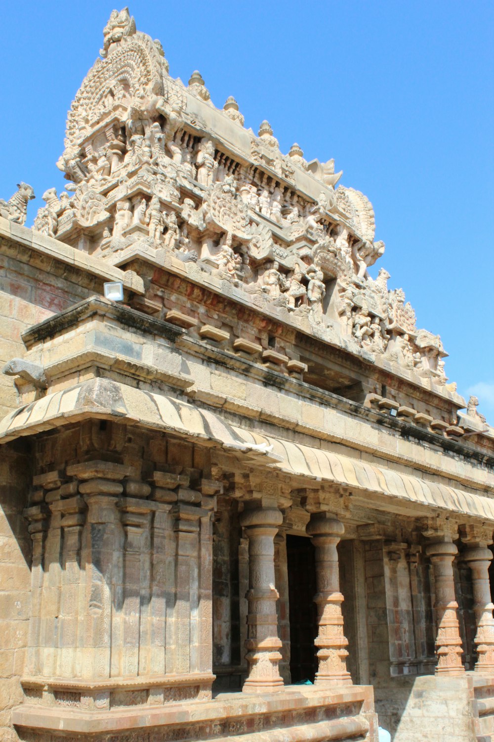 a large stone structure with a sky background