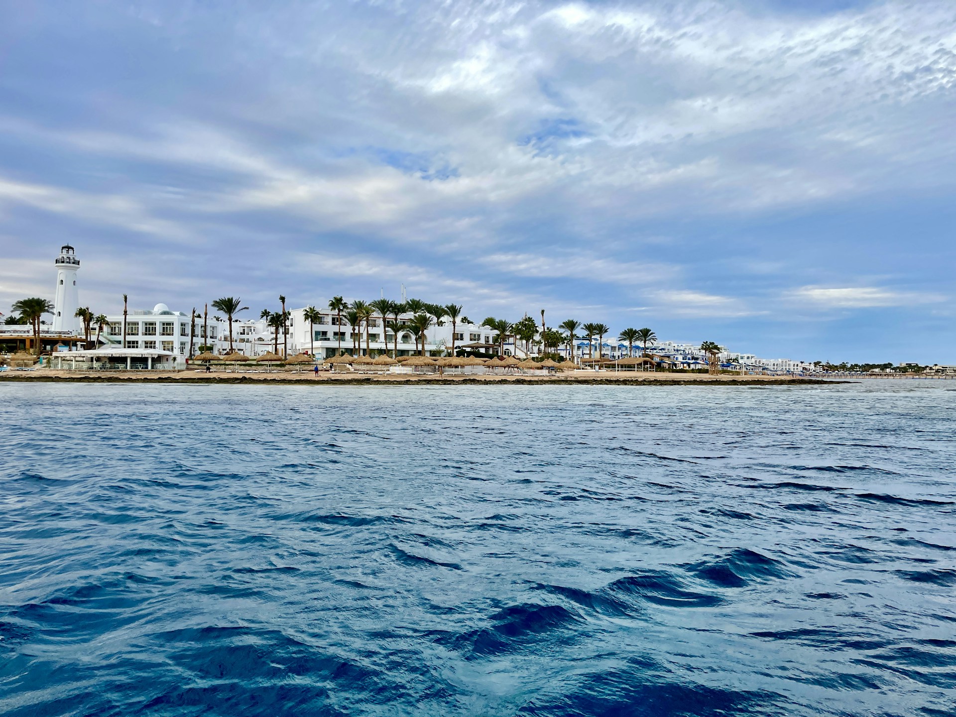 gray computer monitor