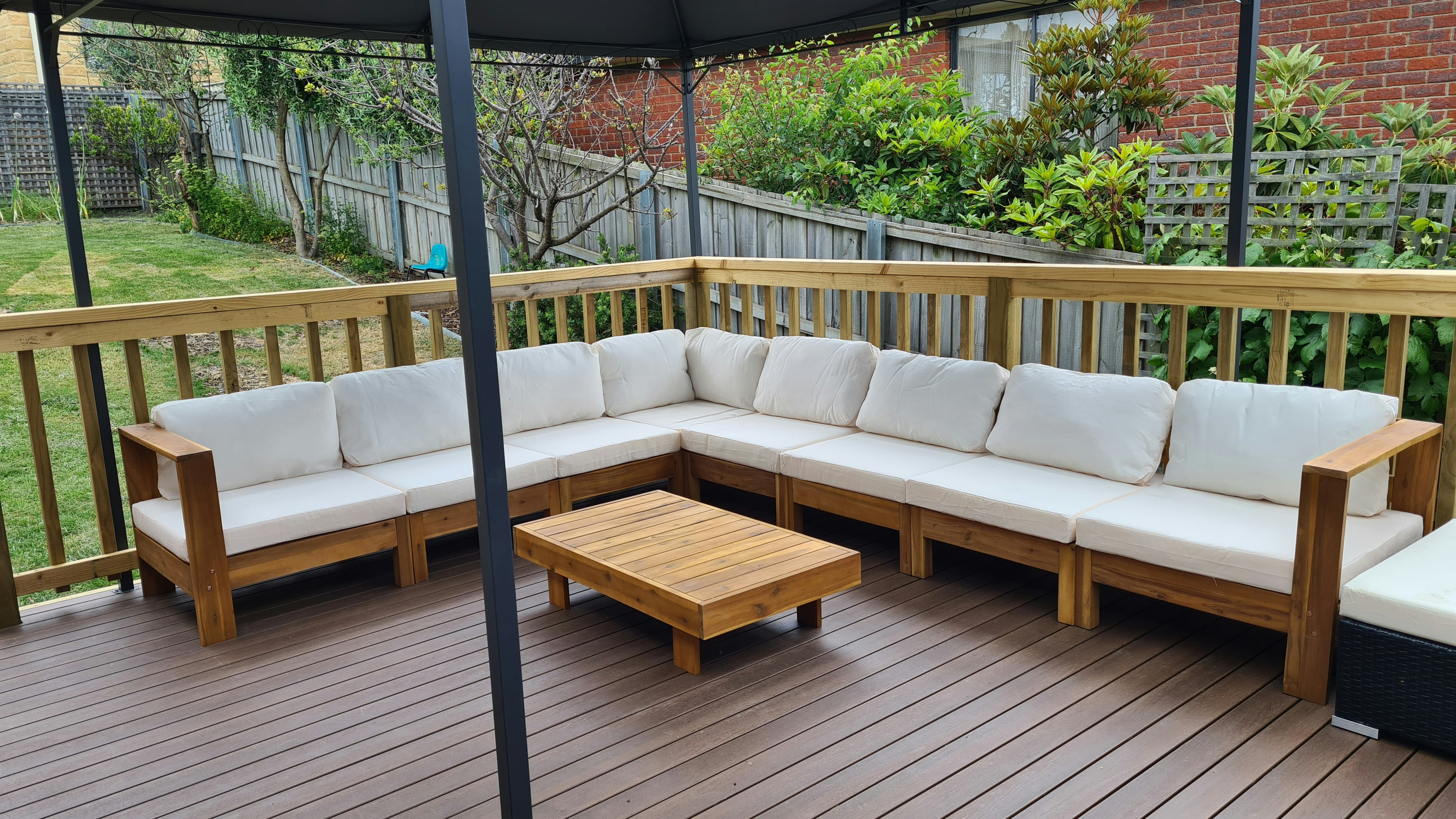 Stylish Outdoor Sofa Set