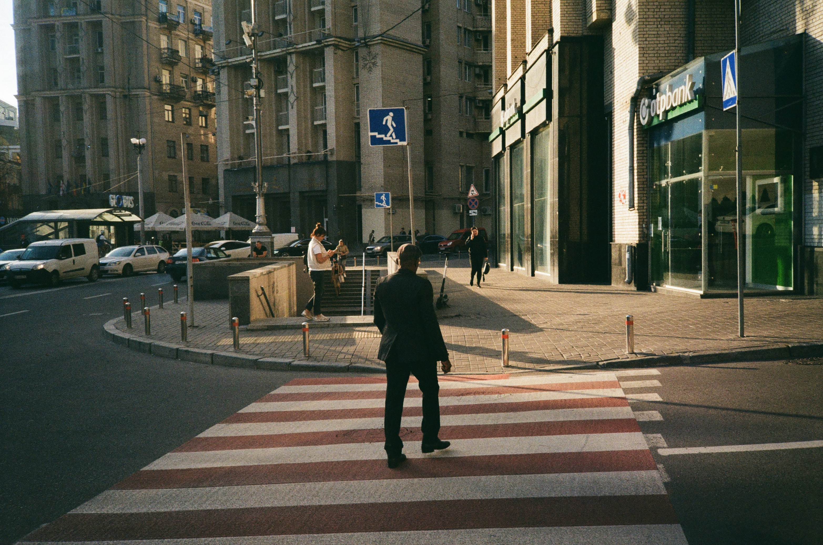 Photo by chervinska