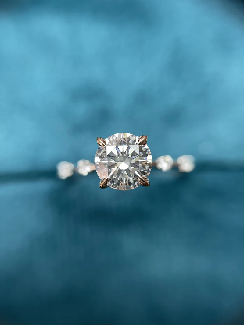 Oval Cut Engagement Ring