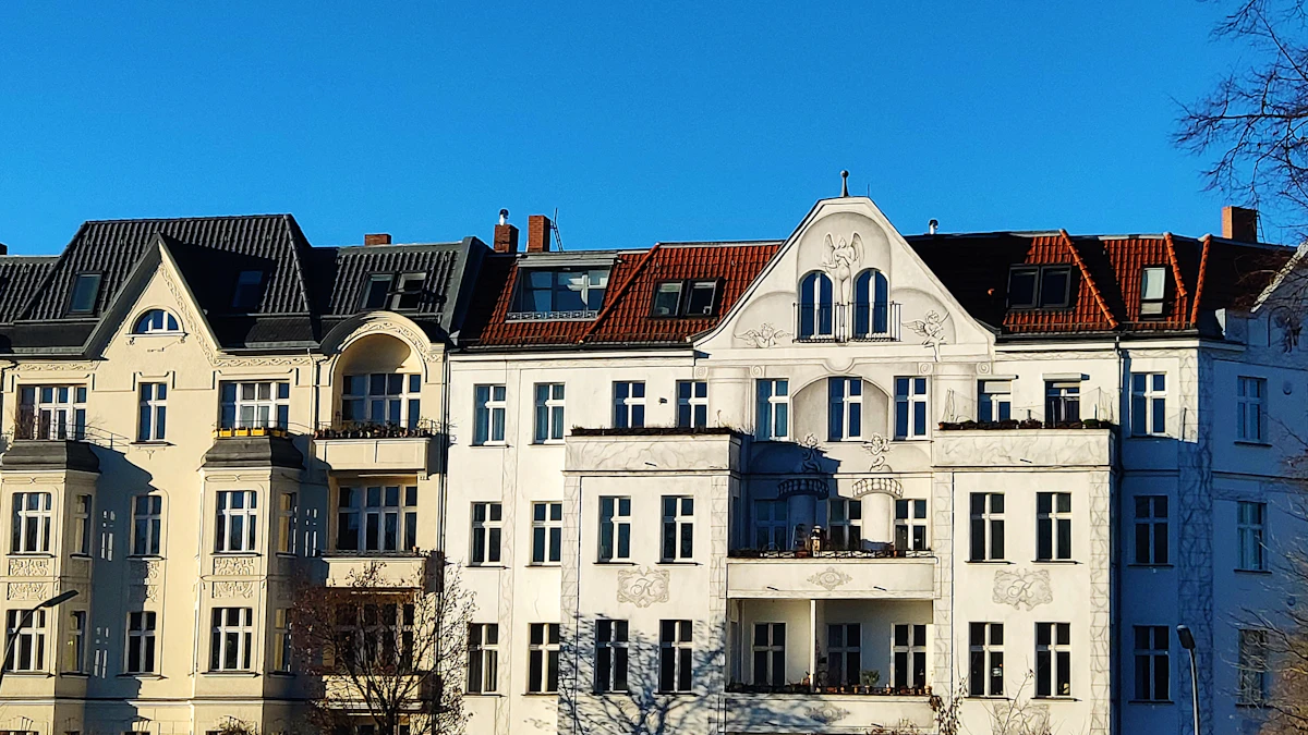Automate Real Estate Text Follow-Up to Close Faster [Guide]