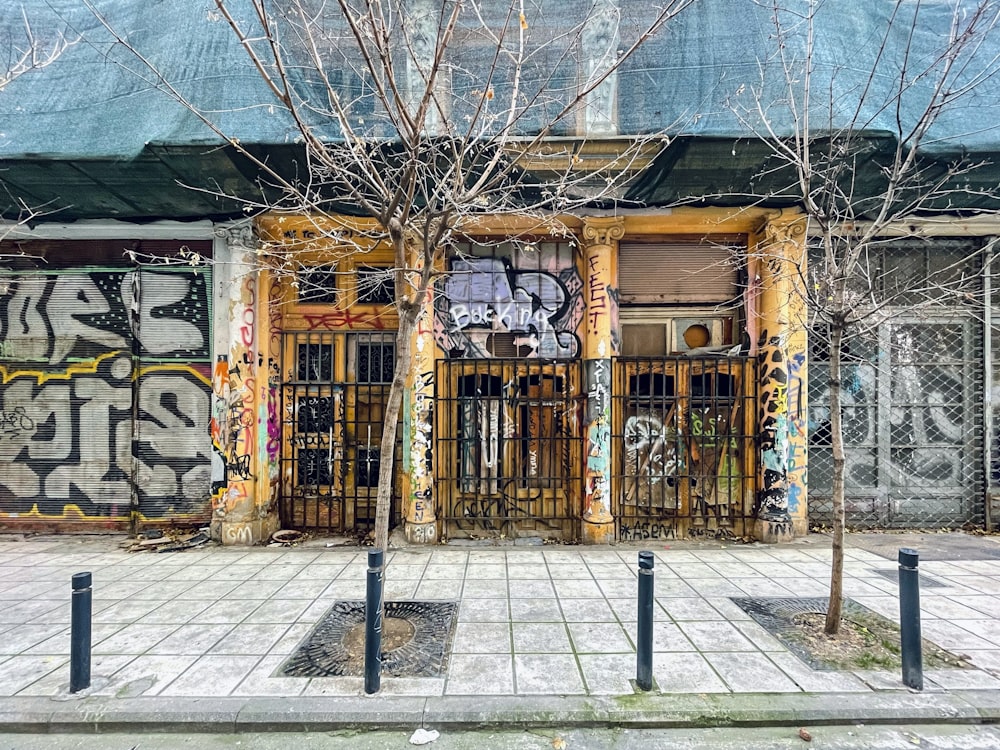 a building with graffiti on the side of it