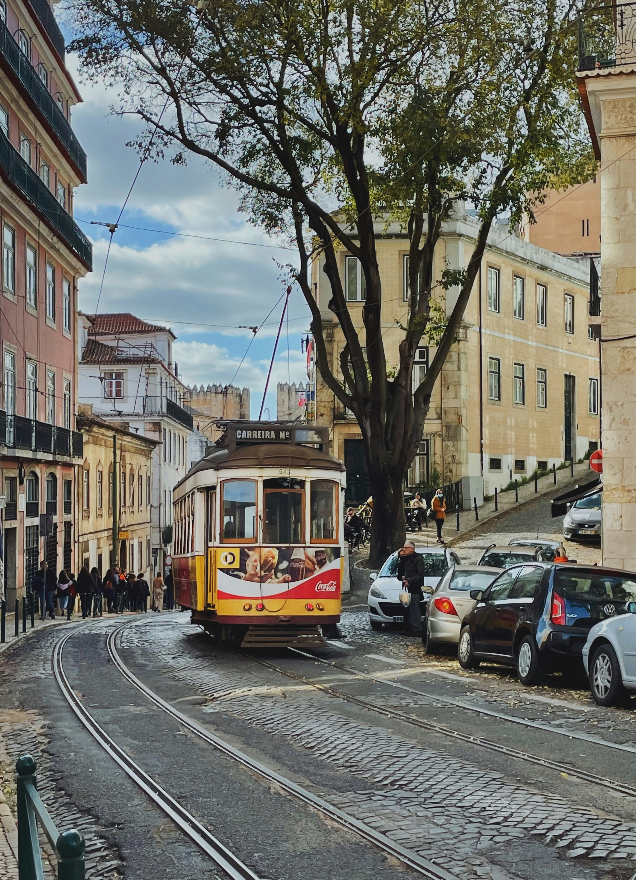 Can I use my contactless bank card directly on Porto Metro gates in 2026?