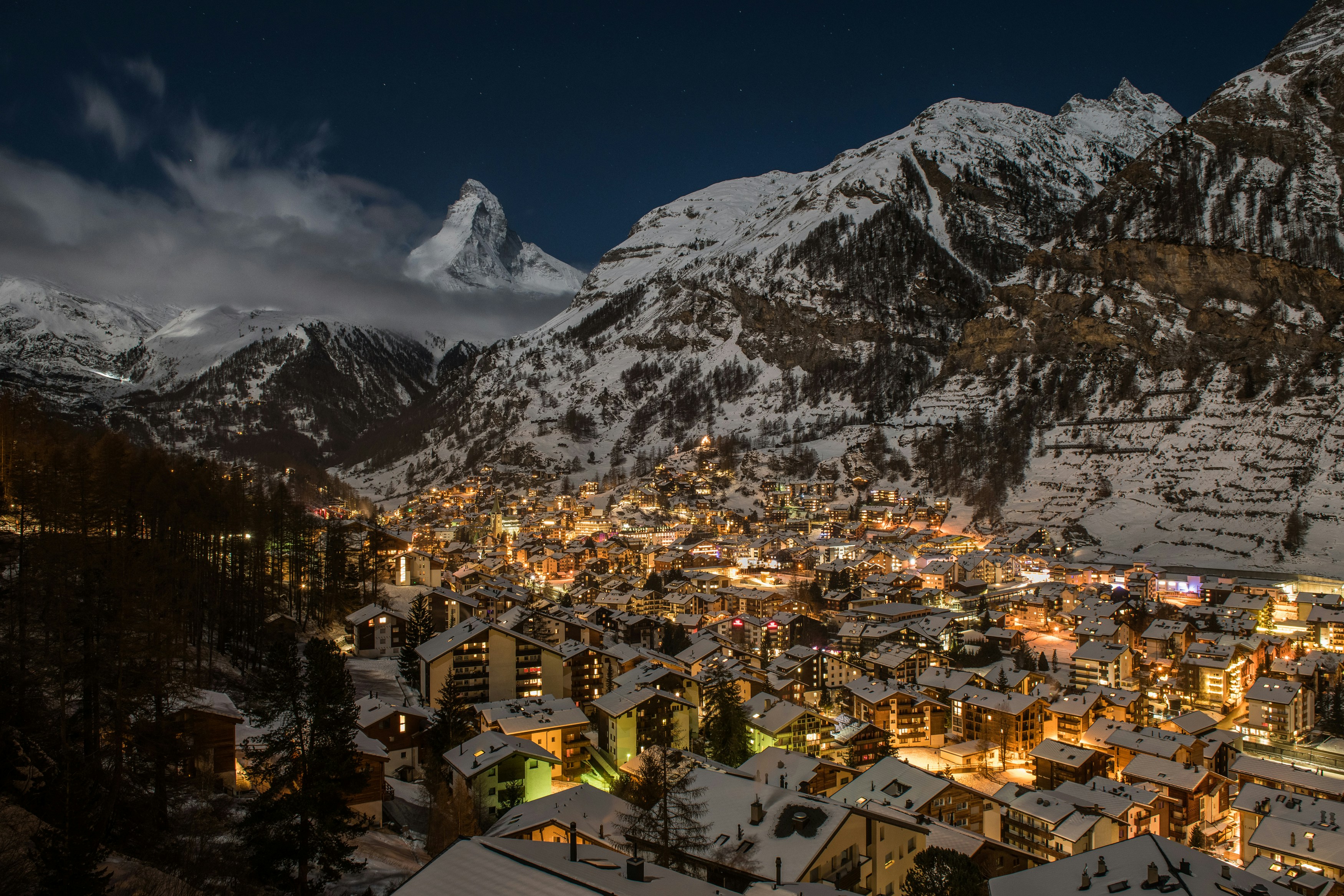 8 días de esquí en Zermatt y Gstaad, Suiza image