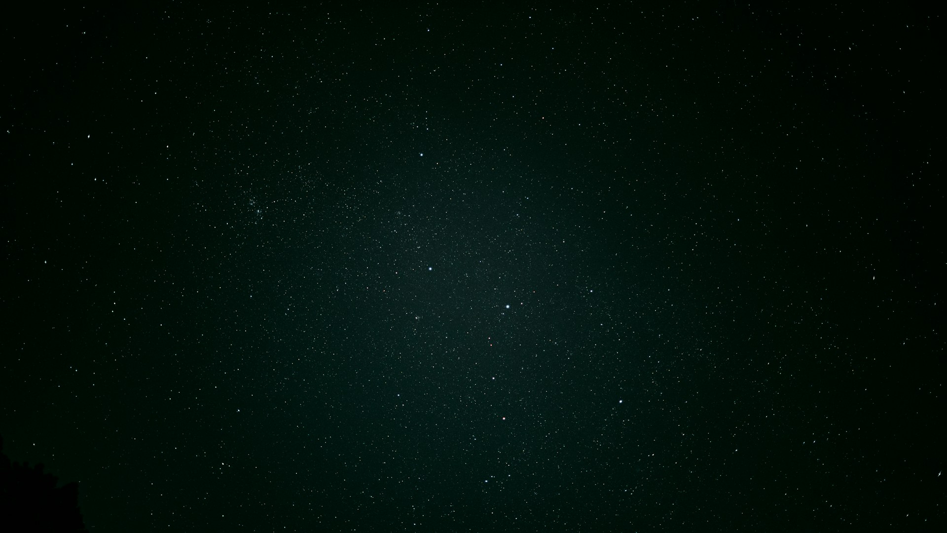 gray computer monitor