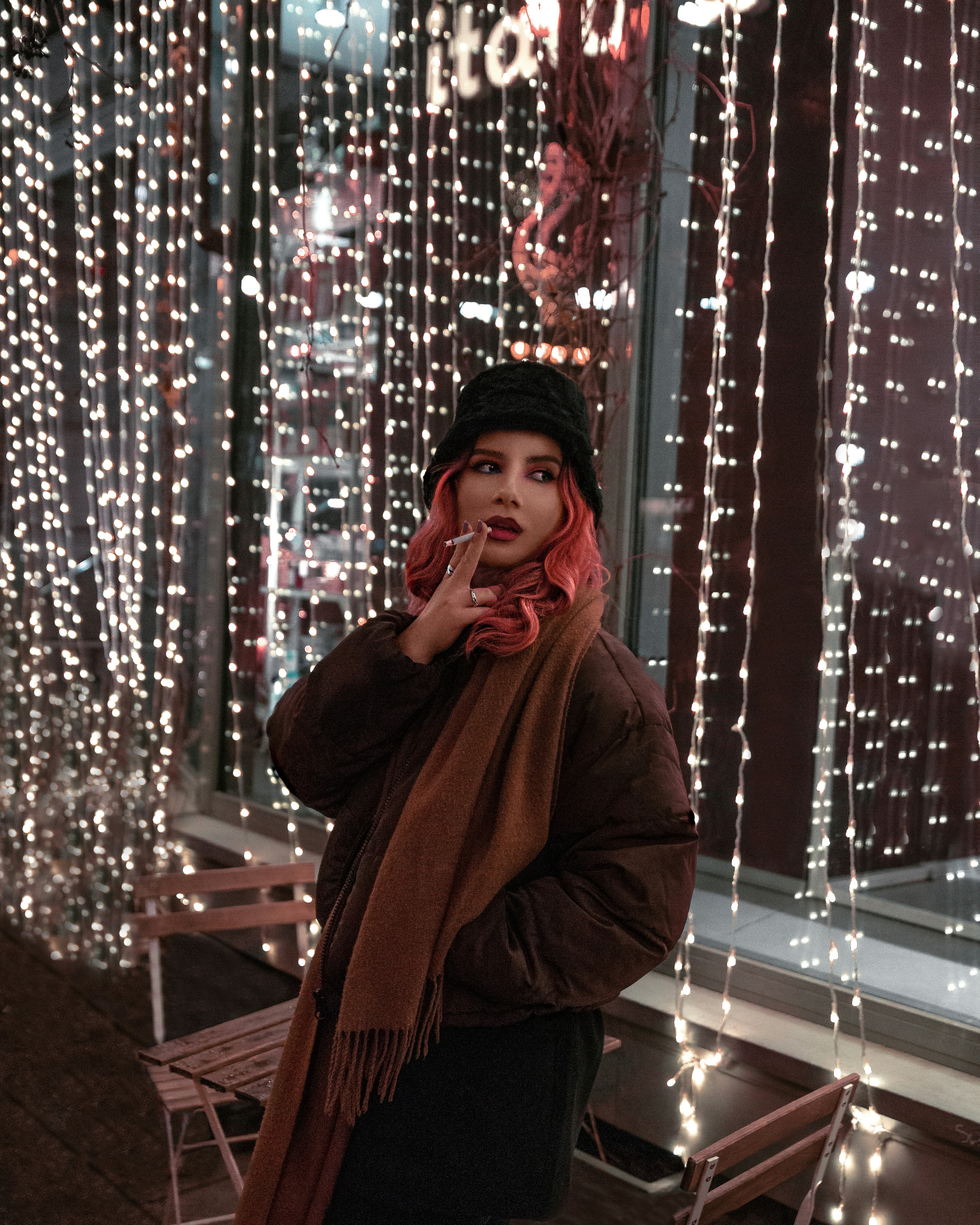 winter fashion women street style, wallpaper, Casual women winter style guide: stay warm and chic 5