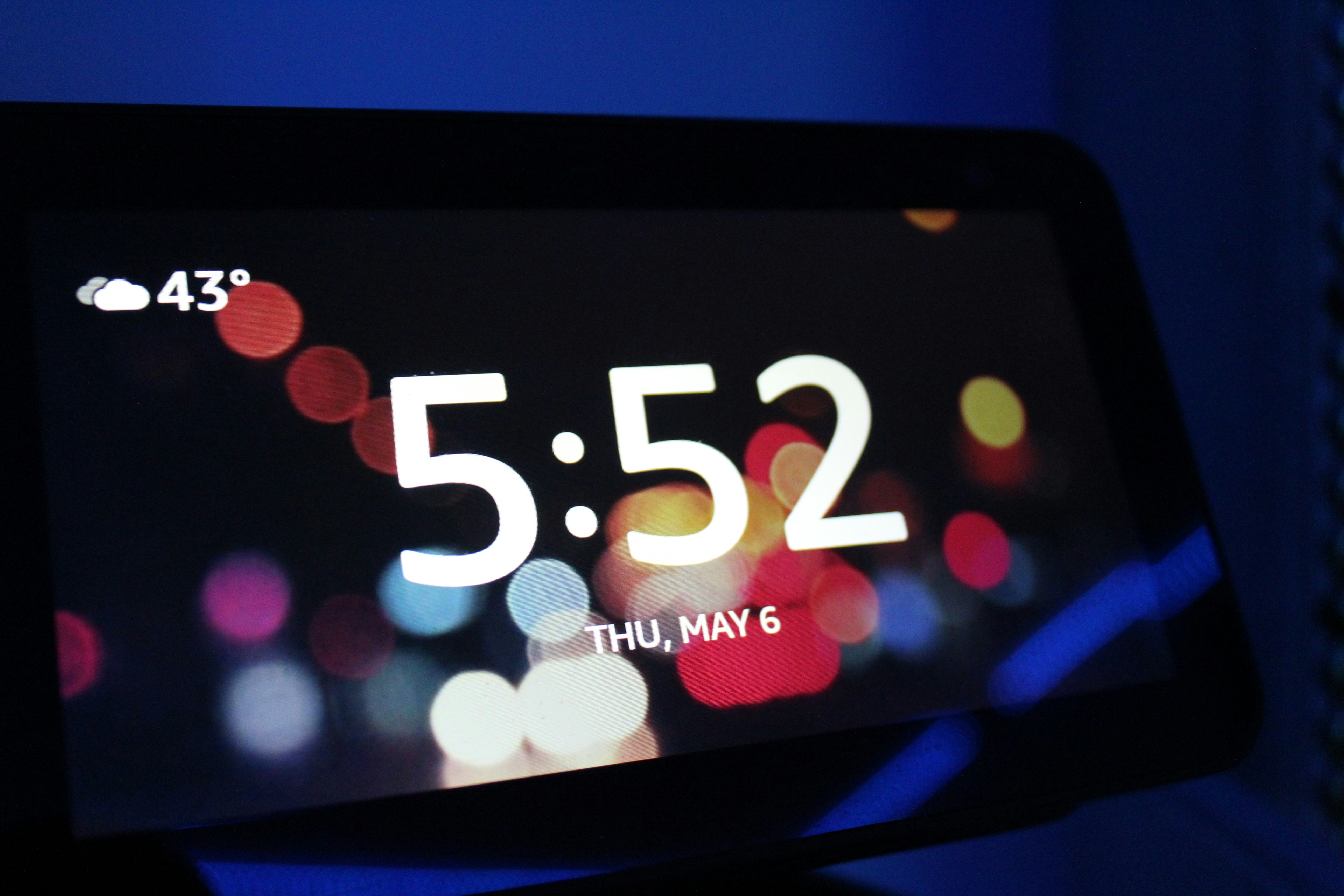 Sleek AI interface, Dark mode calendar, Digital assistant synapse