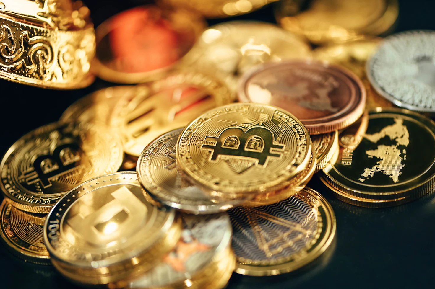 Bitcoin chart showing a downward trend