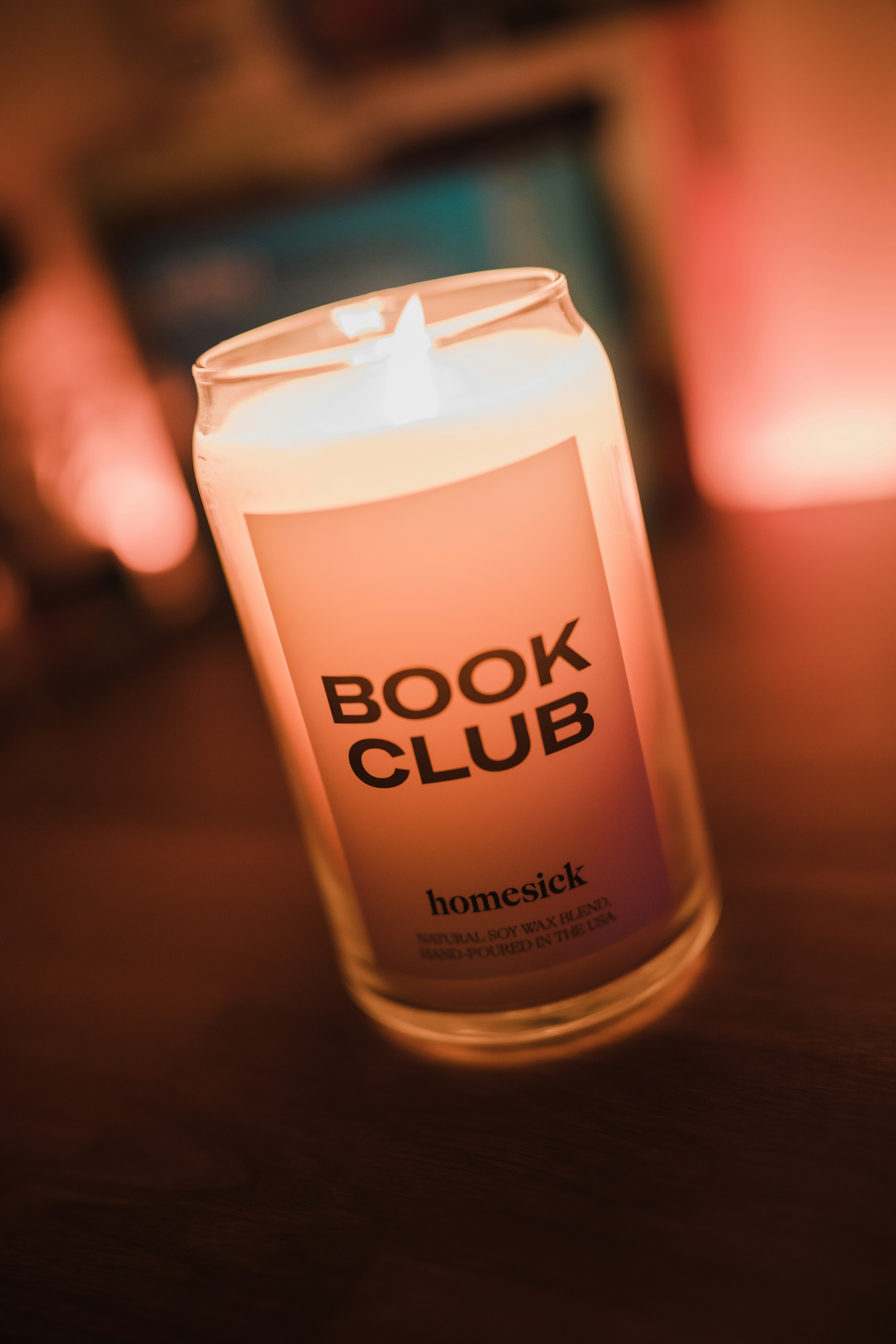 6 Warm-Glow Effects for Cozy Book Nook Kits