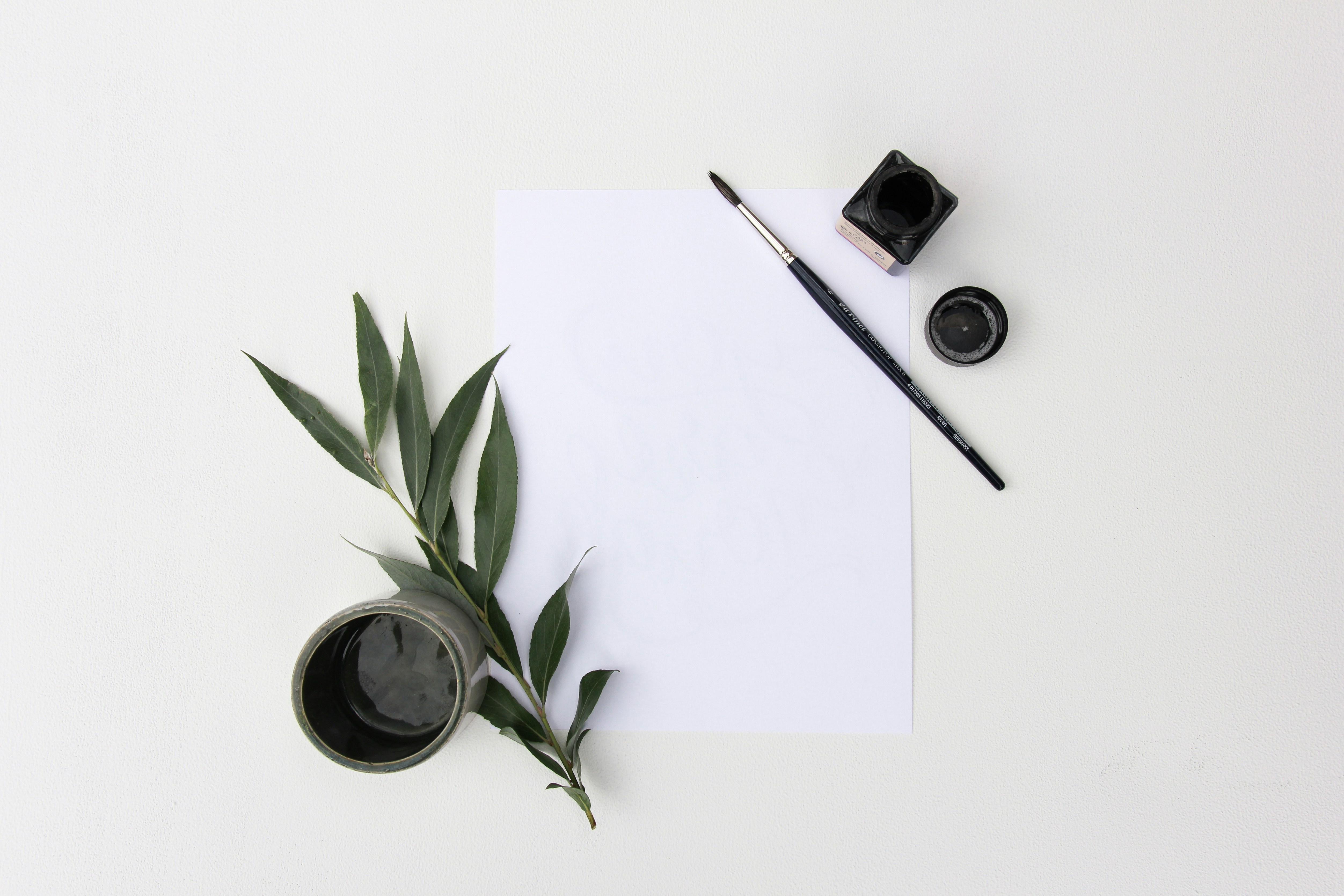 Stationery with green leaves