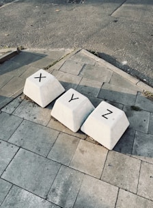 a number of blocks that have been placed on the ground