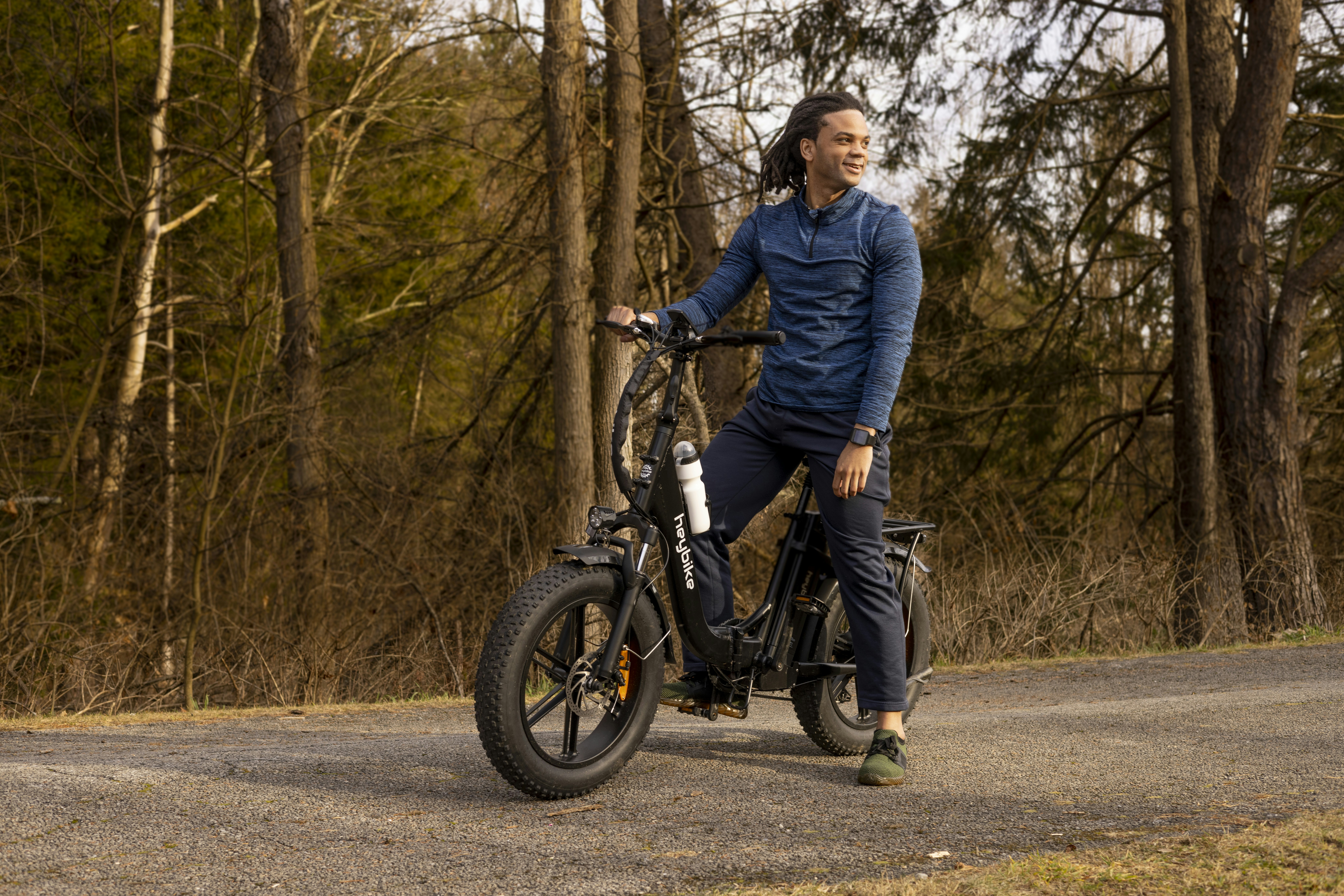 Heybike Ranger Step-Thru Electric Bike ⚫Step-Thru frame design ⚫Larger 48V 15Ah Removable Lithium battery ⚫Two Steps Folding Design ⚫500W Brushless Gear Motor ⚫3 Working Modes & Shimano 7-Speed ⚫20