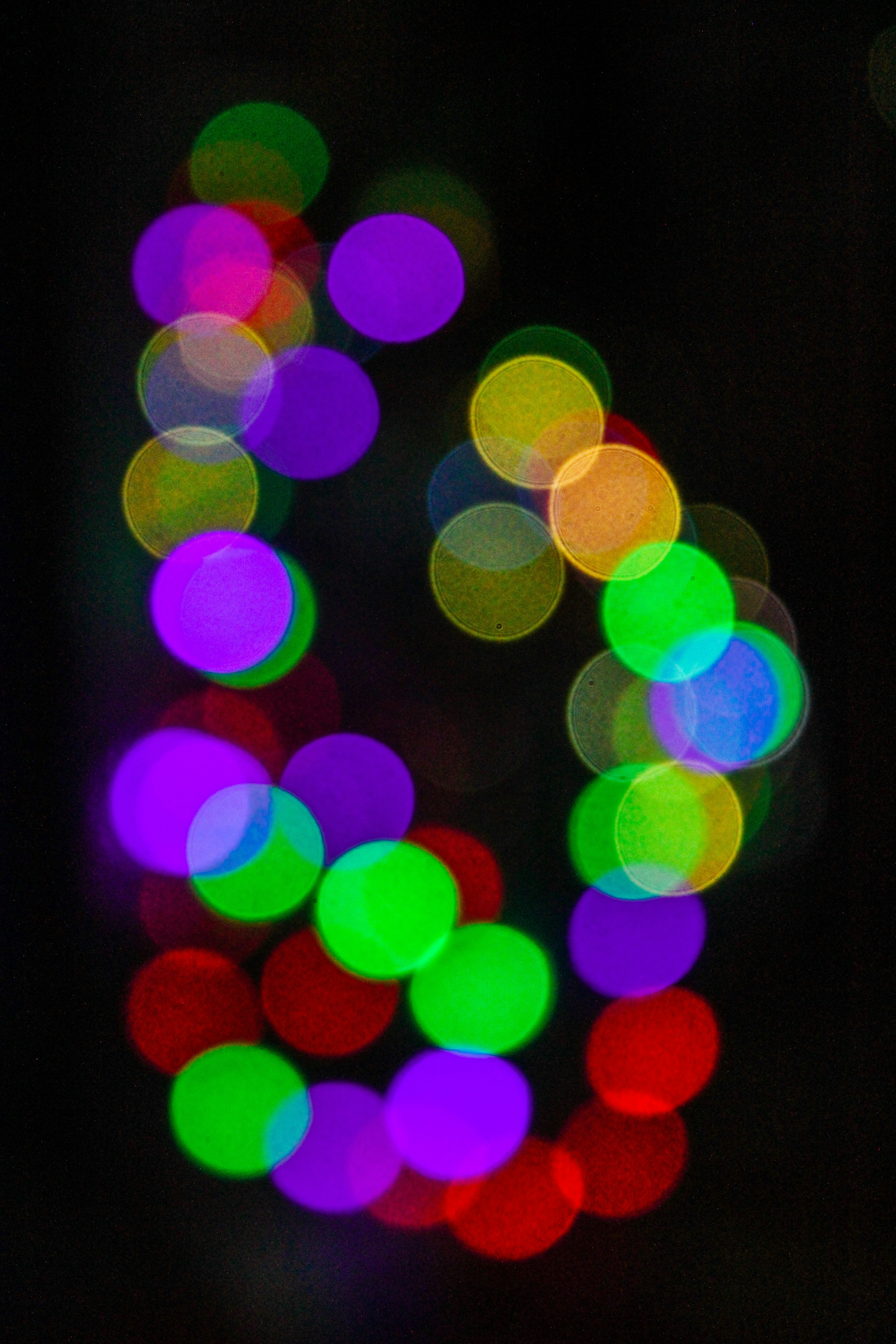 a blurry photo of a bunch of lights