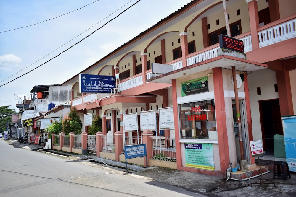 a row of buildings on a street corner