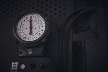 a close up of a 75 gallon water meter