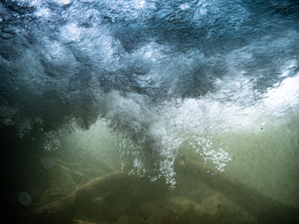 an underwater view of a large body of water