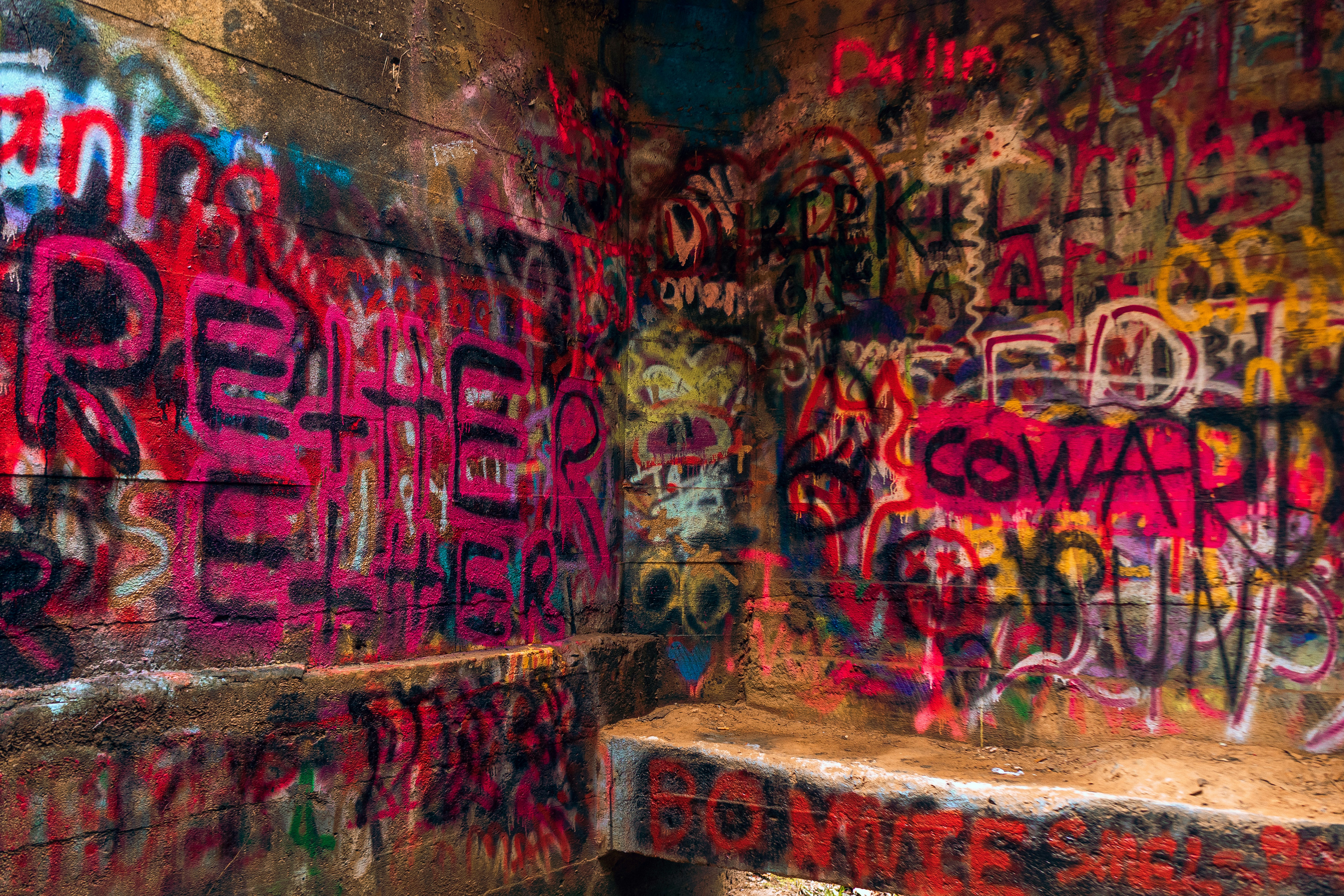 Unsplashで見つける落書きの無料写真