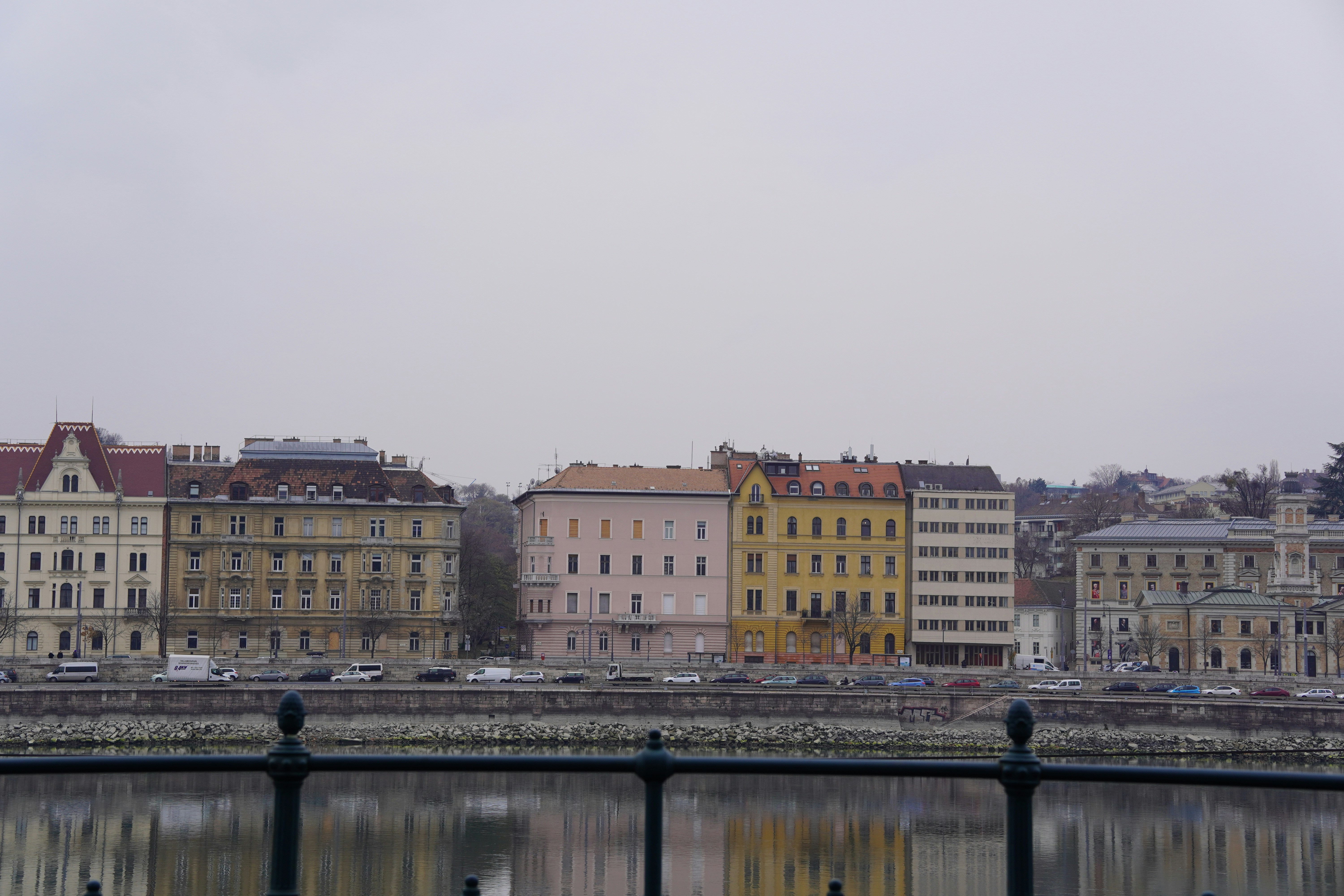 A view of a city from across the water photo – Free Grey Image on Unsplash
