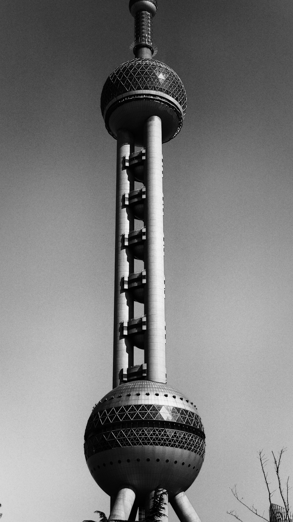 a black and white photo of a tall building