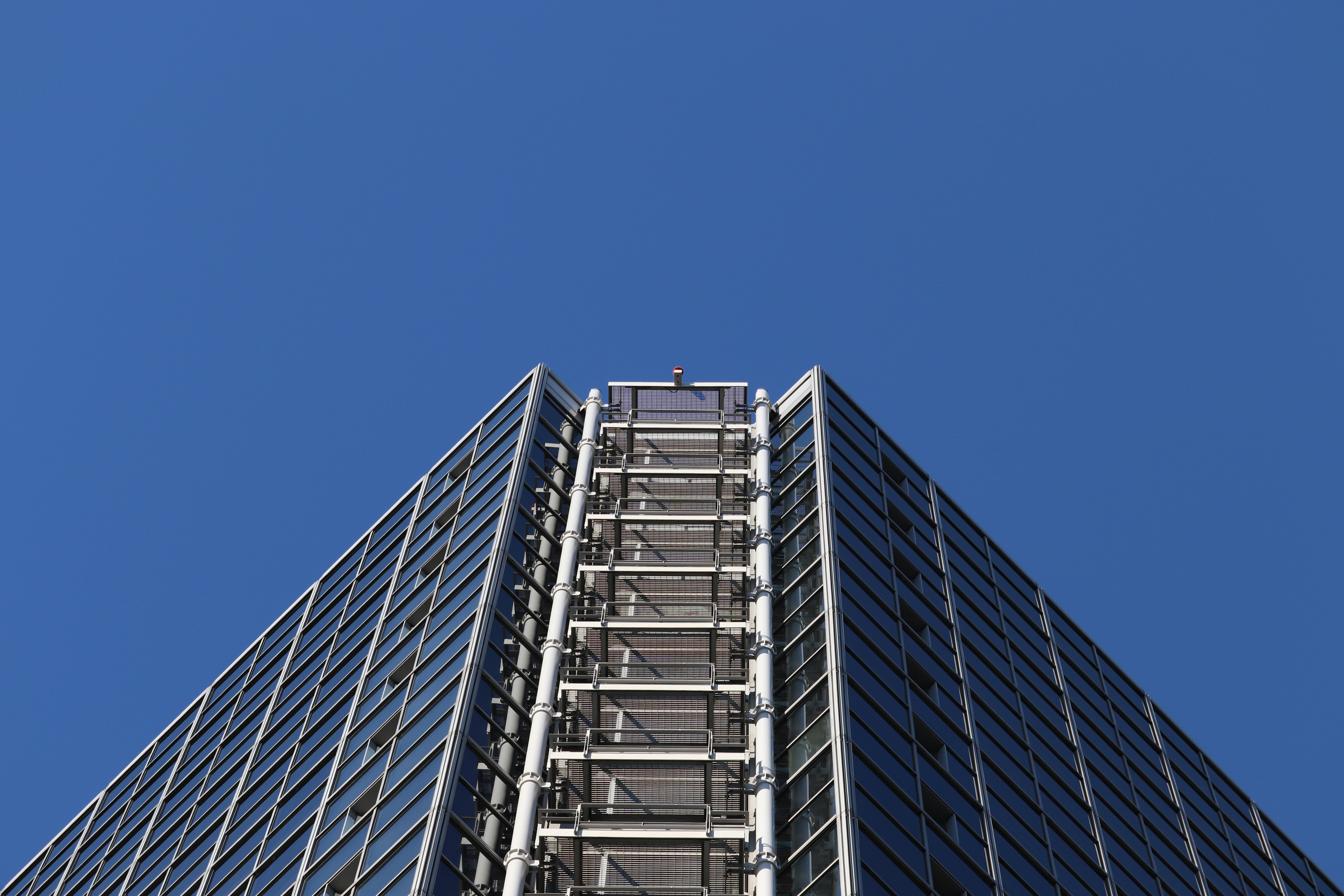 Chevron Eyes $22 Billion Bid for Lukoil's International Assets: Report