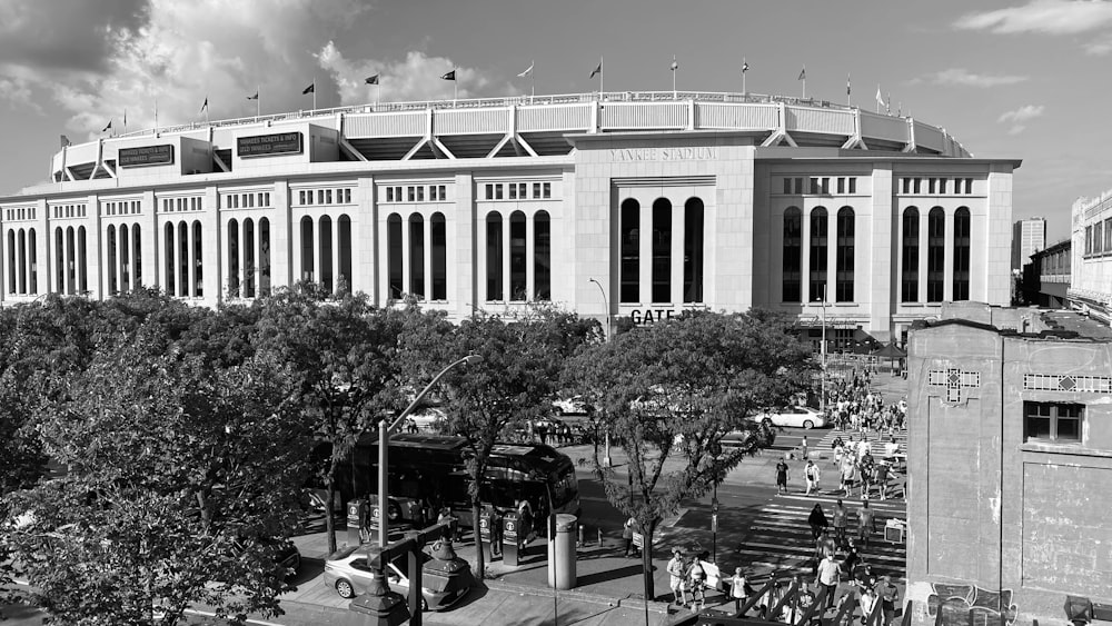 a black and white photo of a large building