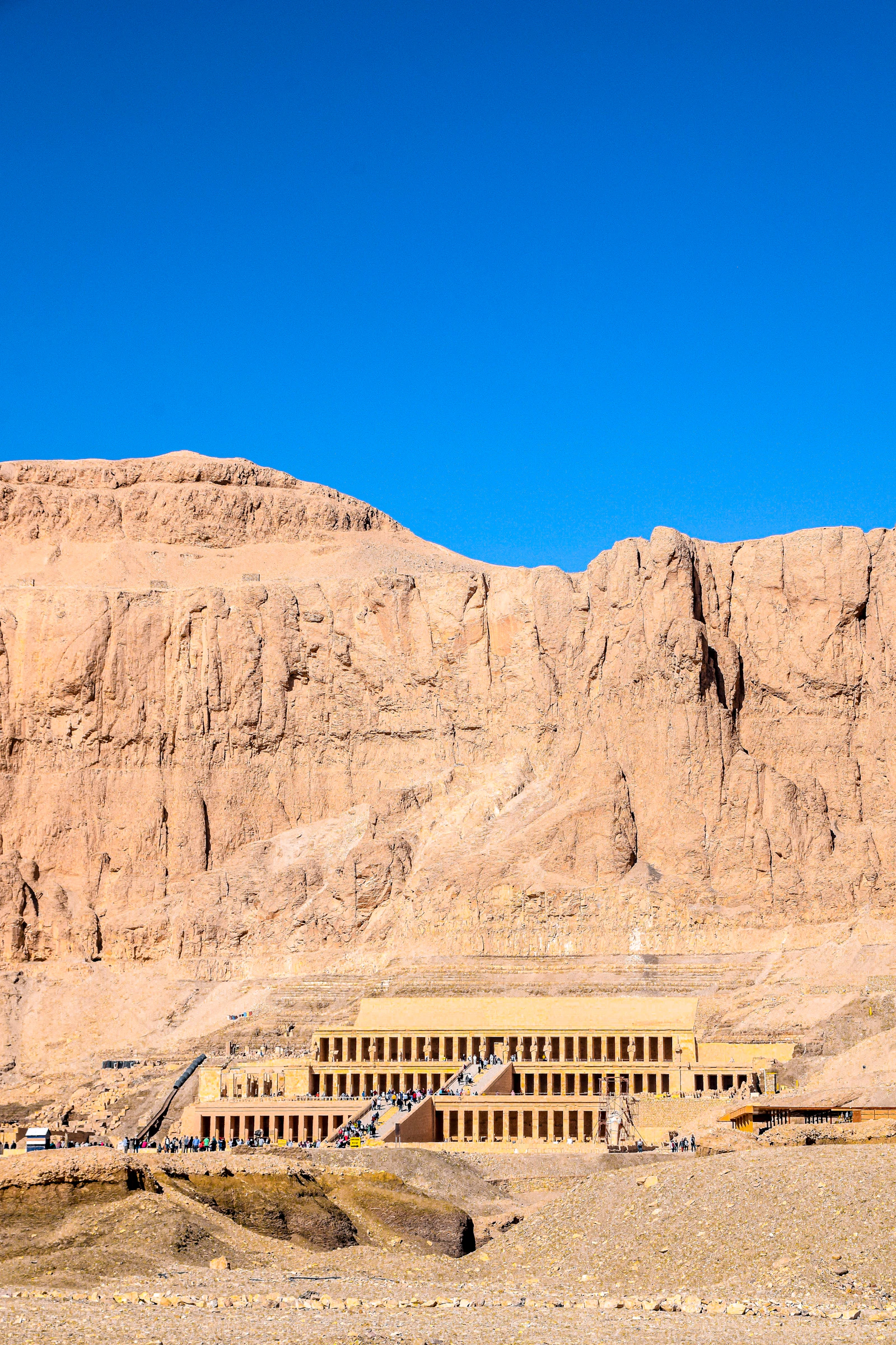 El templo de la reina Hatshepsut en Deir el-Bahari, orilla oeste de Luxor