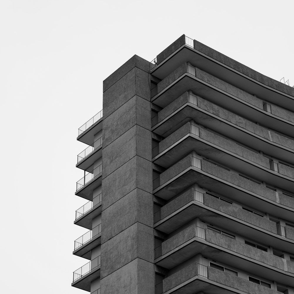 a black and white photo of a tall building