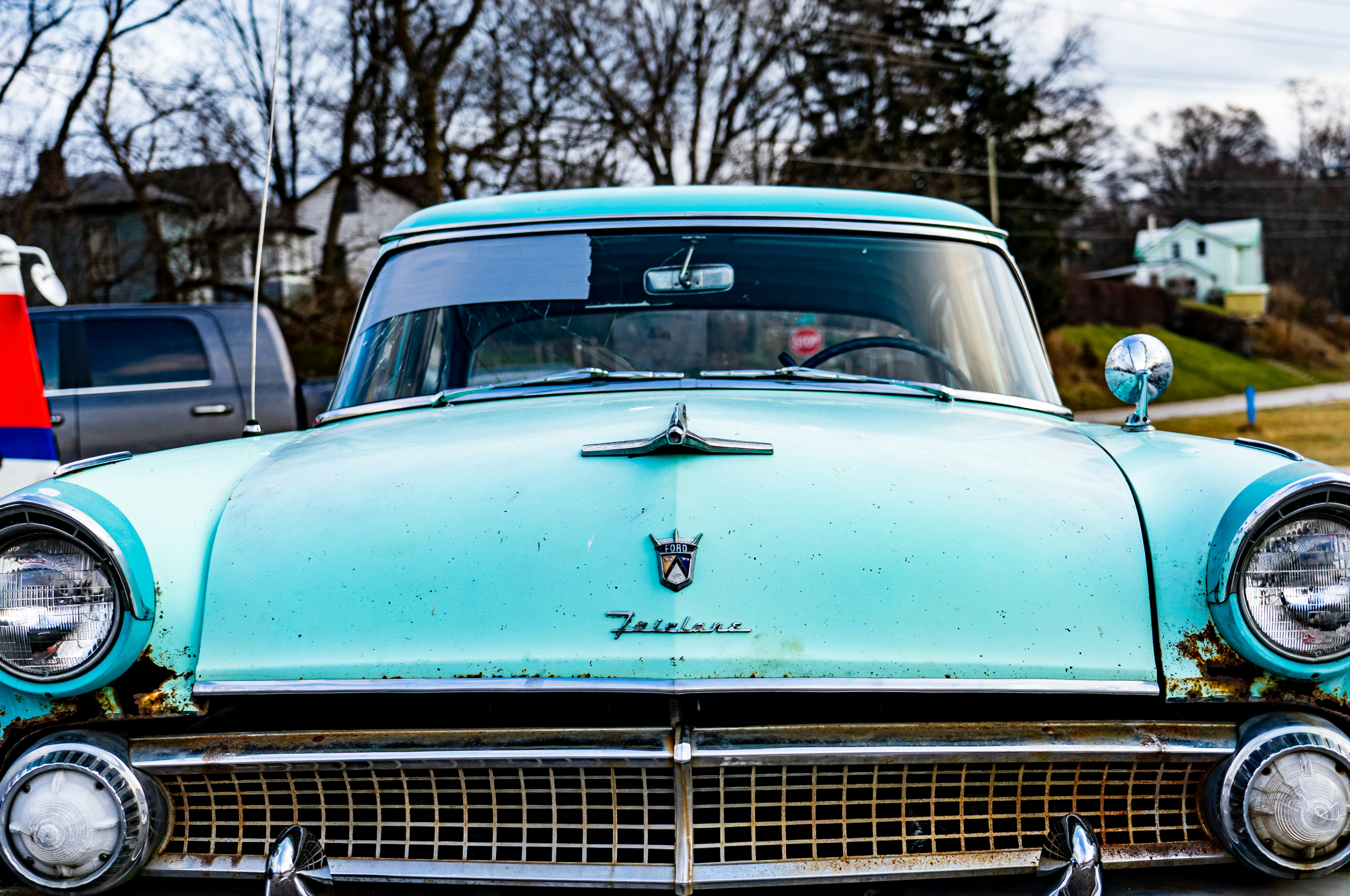 Ford Fairlane 상세