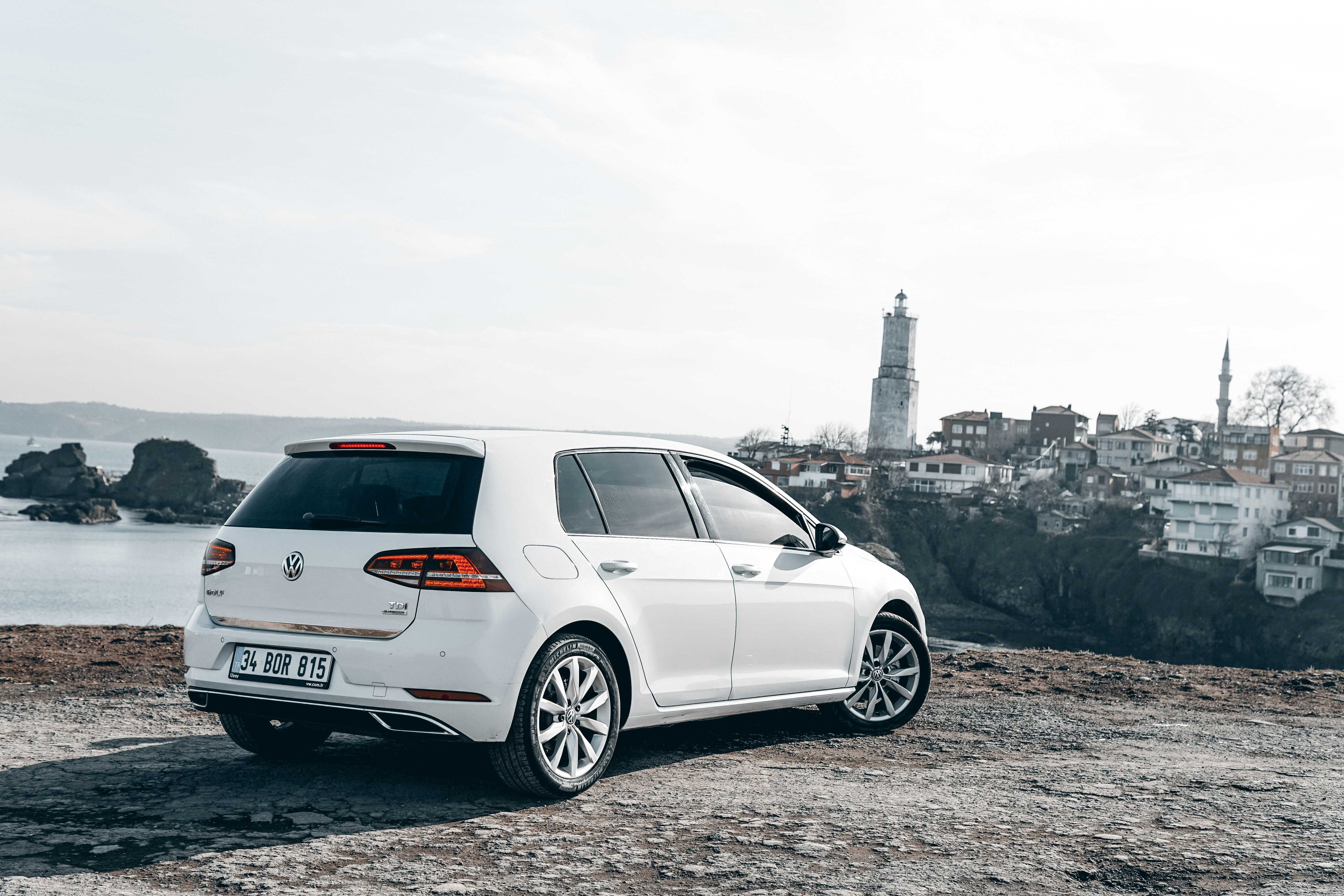 Photo by mertkahveci