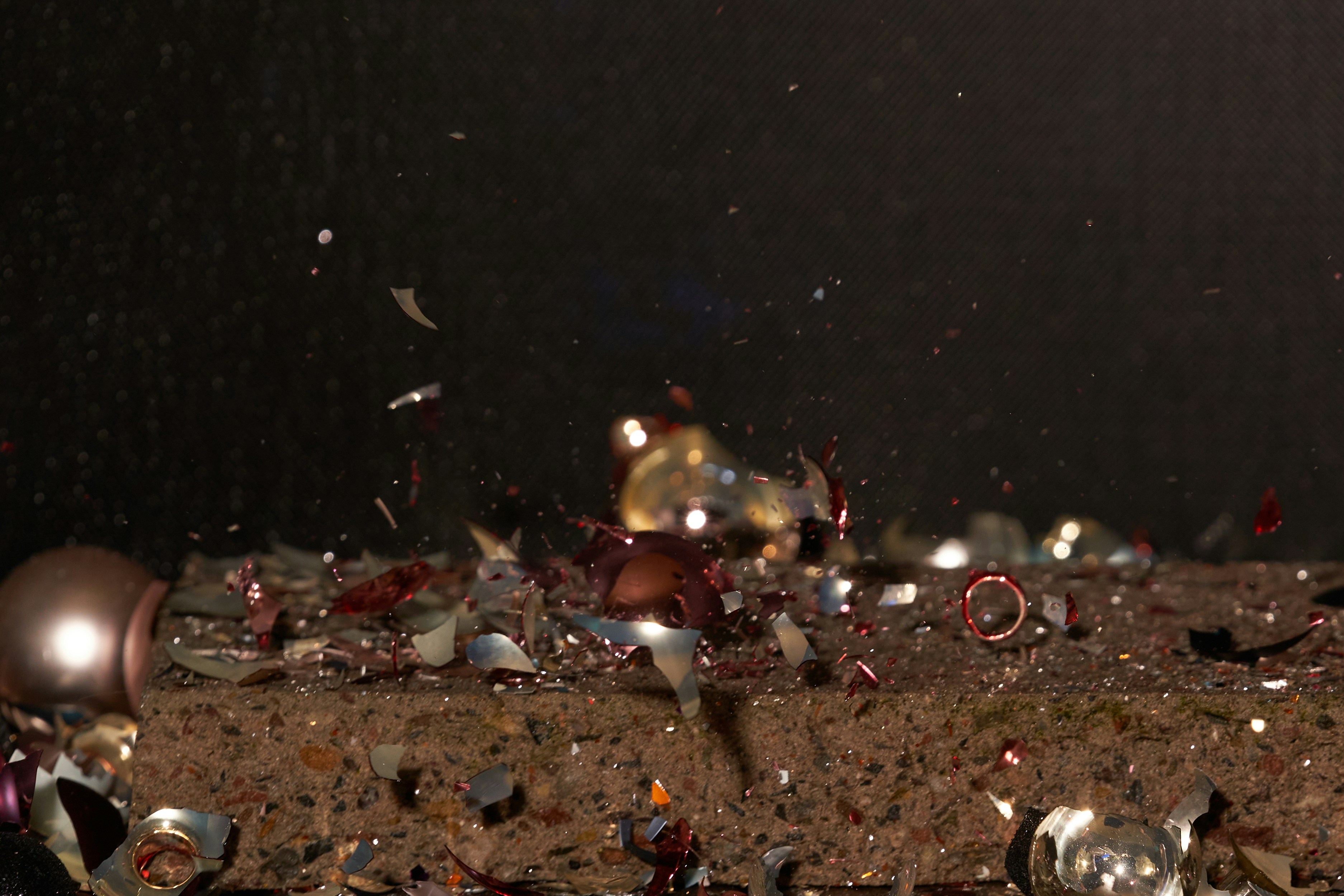 a bunch of objects that are on the ground