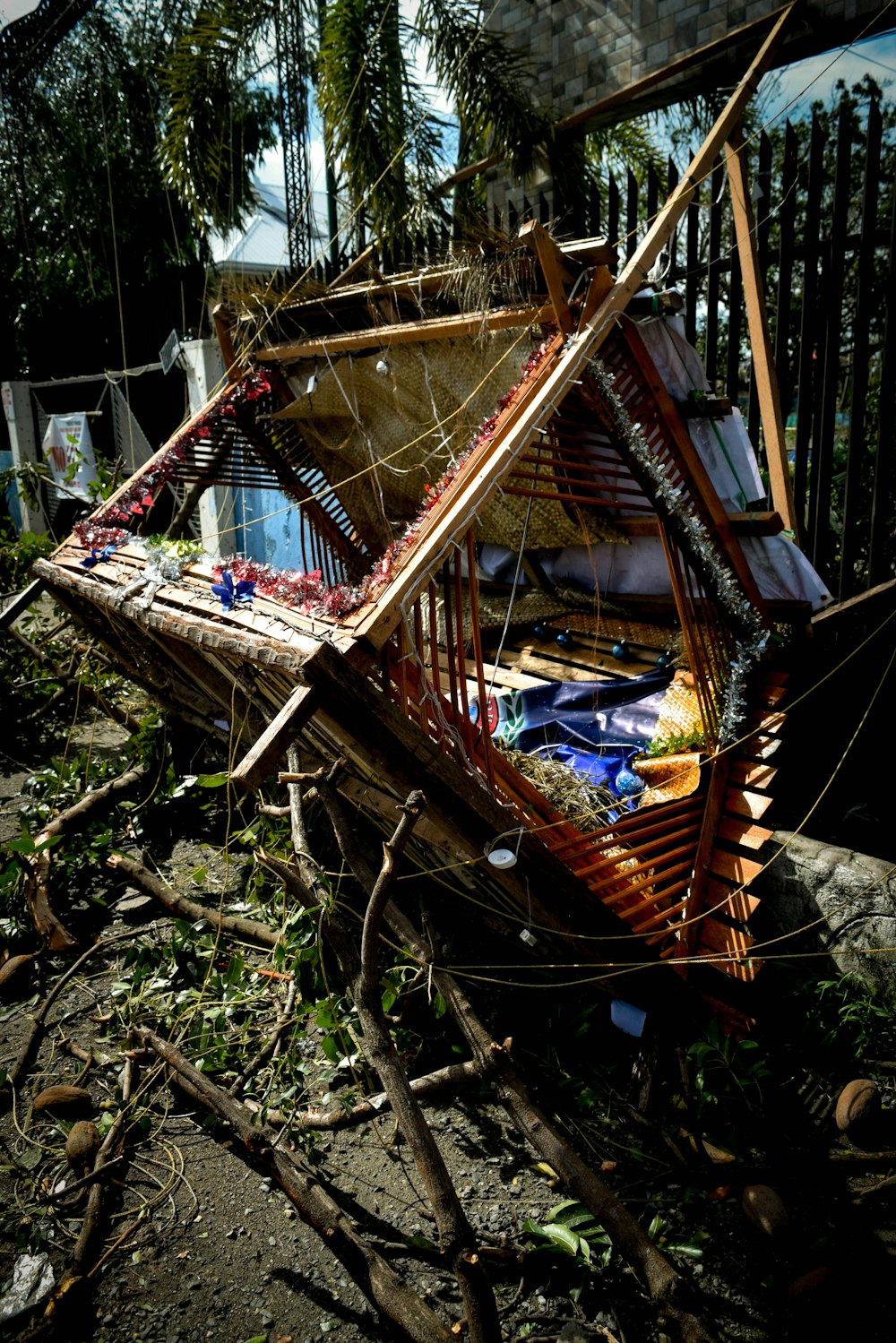 a boat that is sitting on the ground