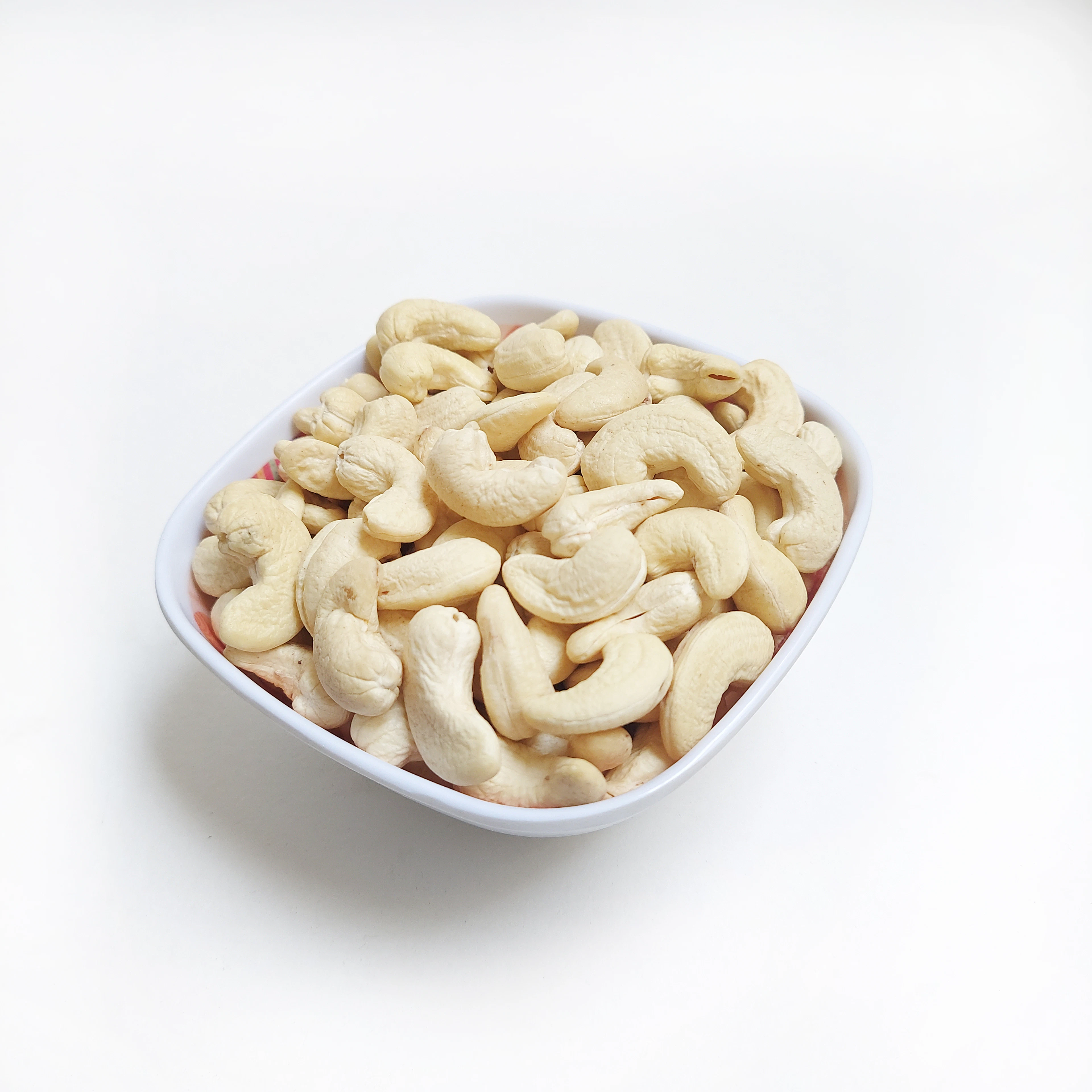 Cashew Kernels WW180
