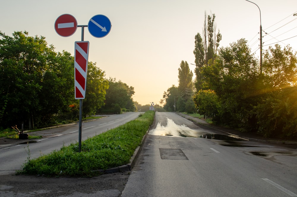 a street sign on the side of a road