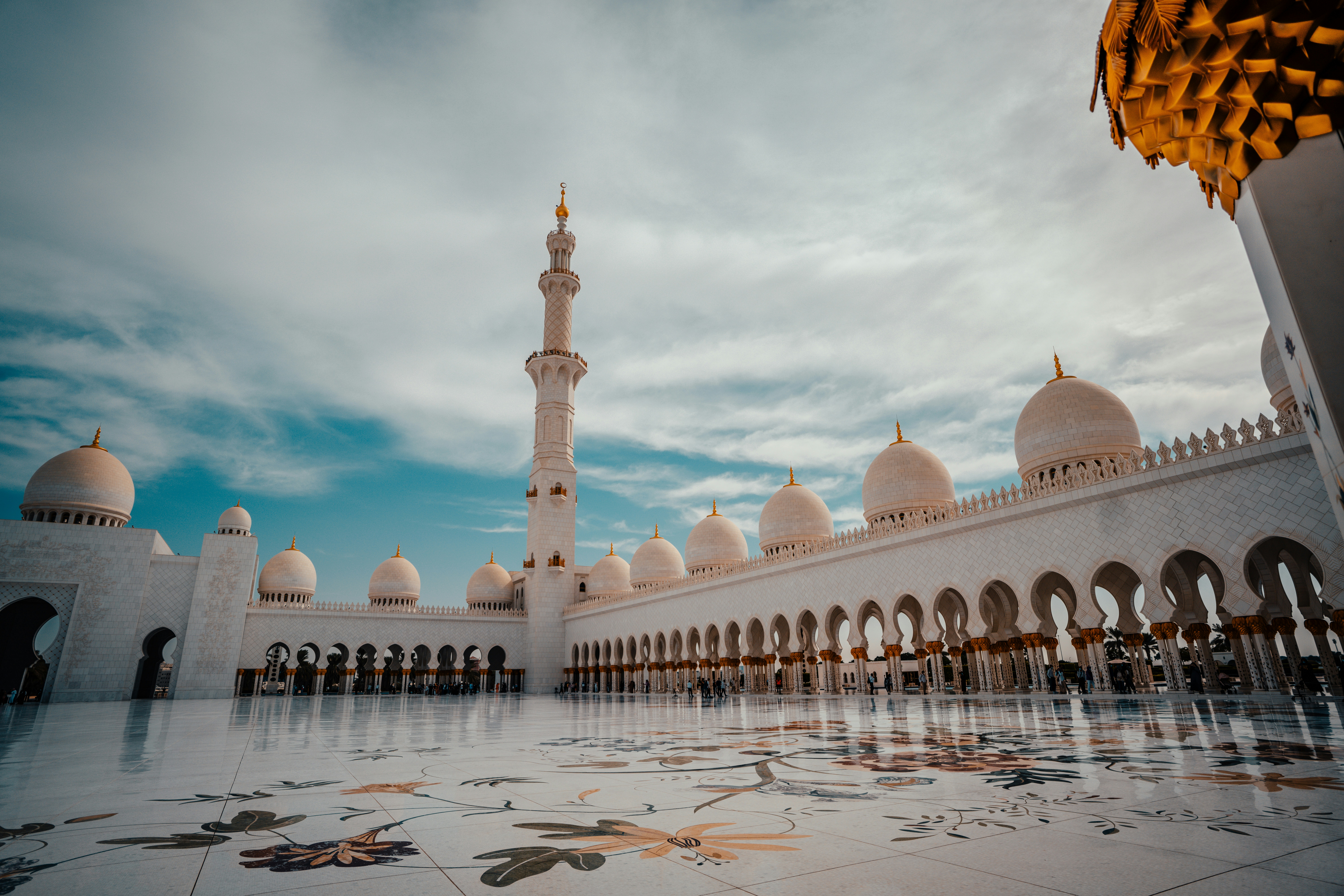 Photo by raimondklavins