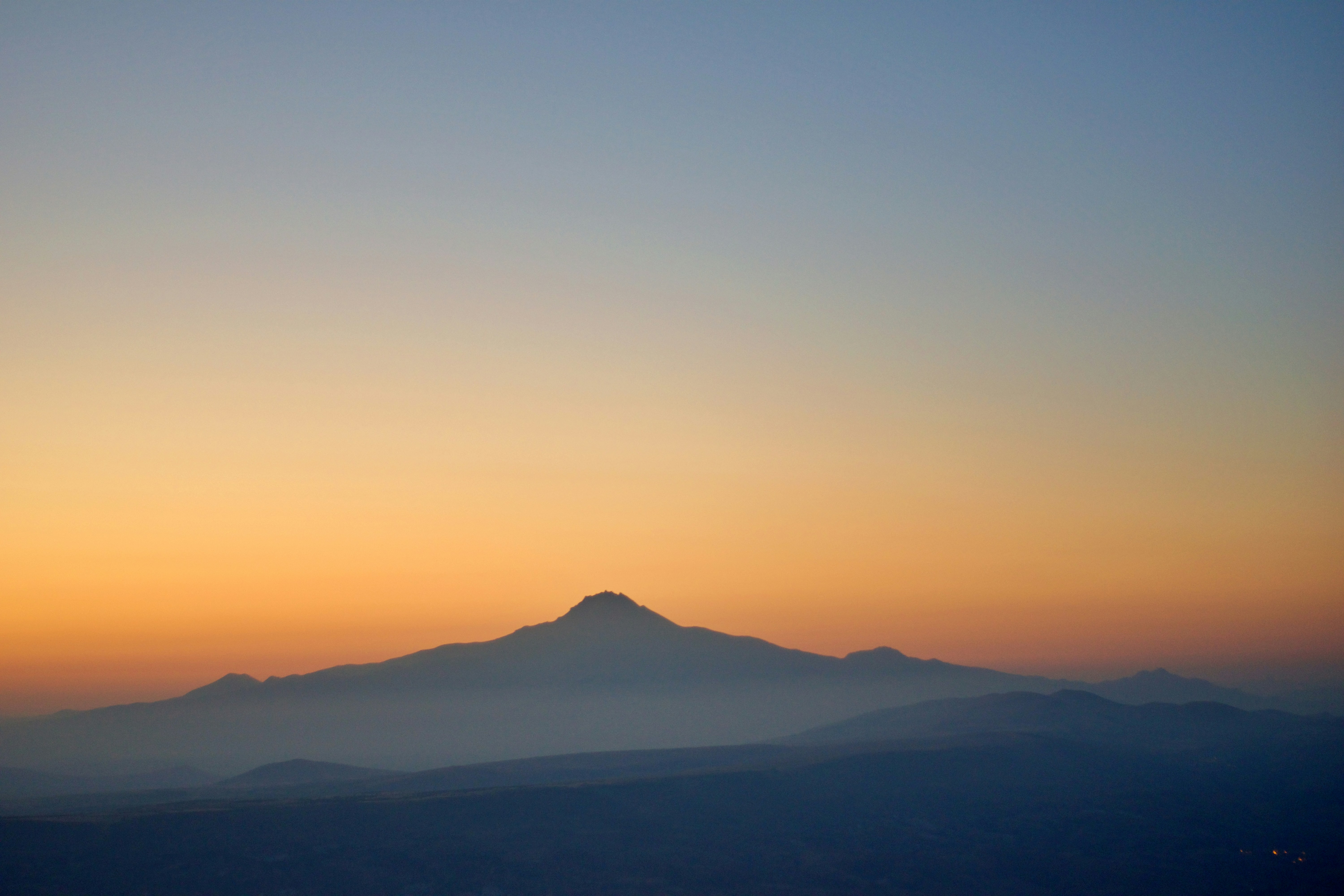 Photo by ramzibelaidi