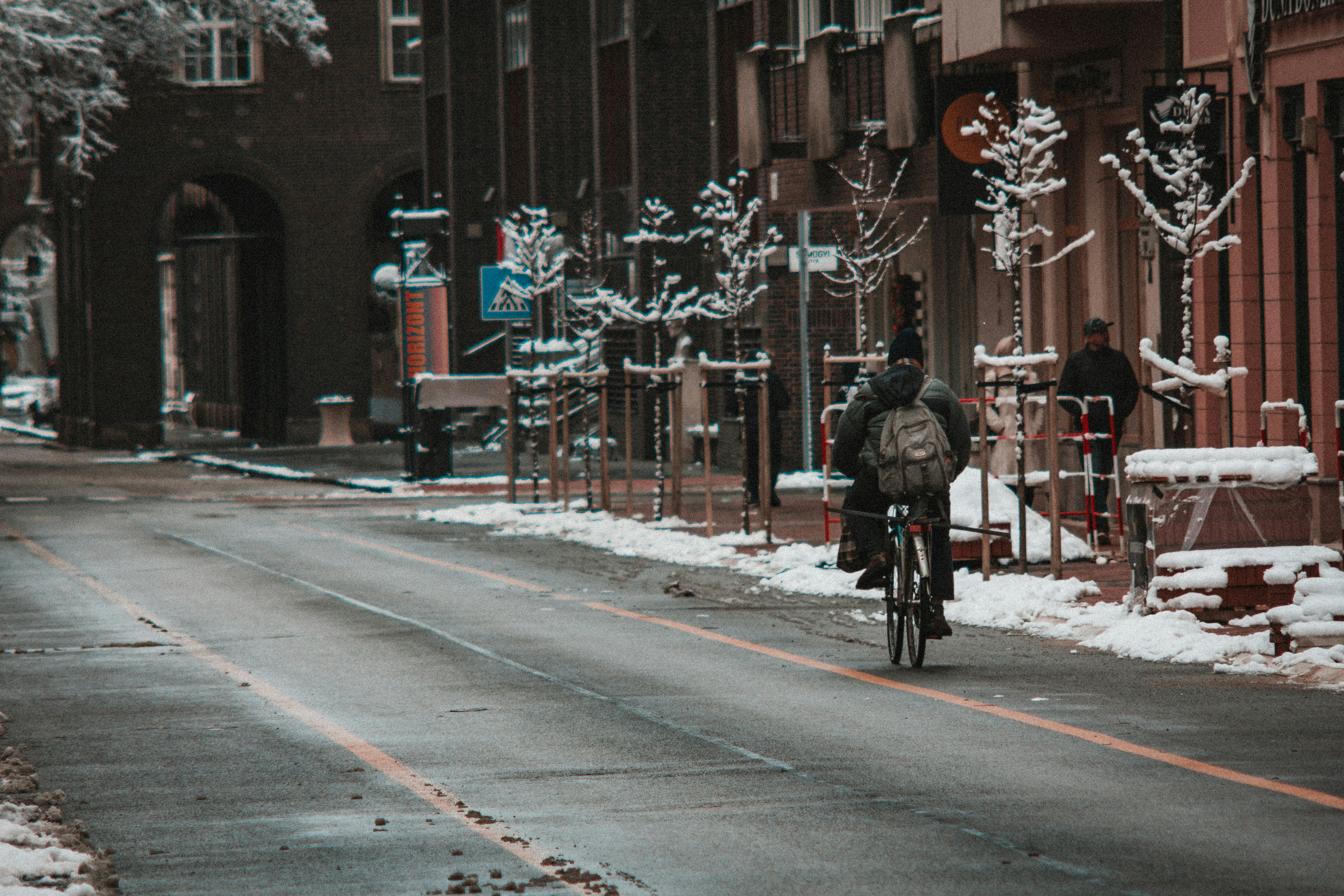 Photo by szabolcsantal