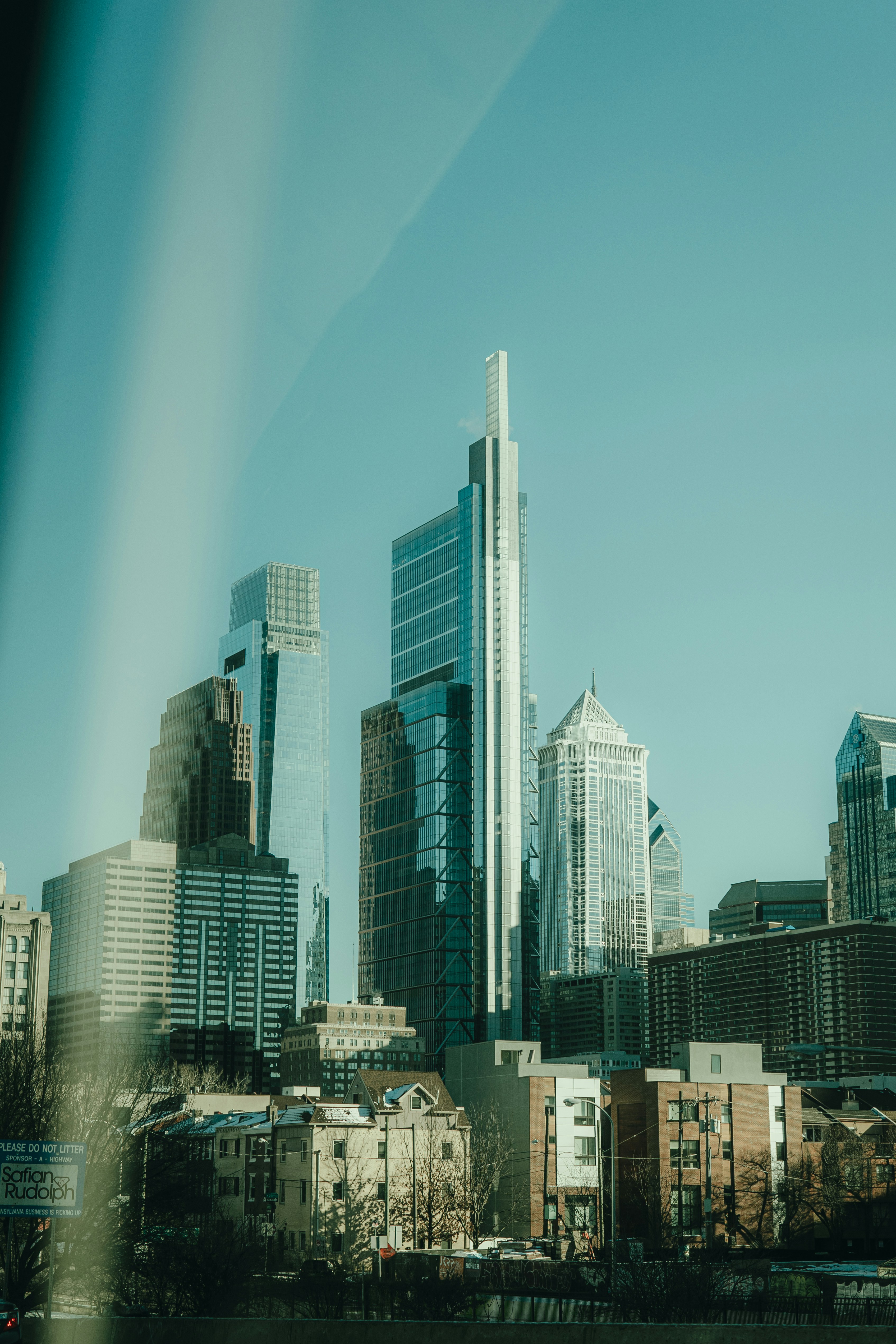 Containers in Philadelphia, TN