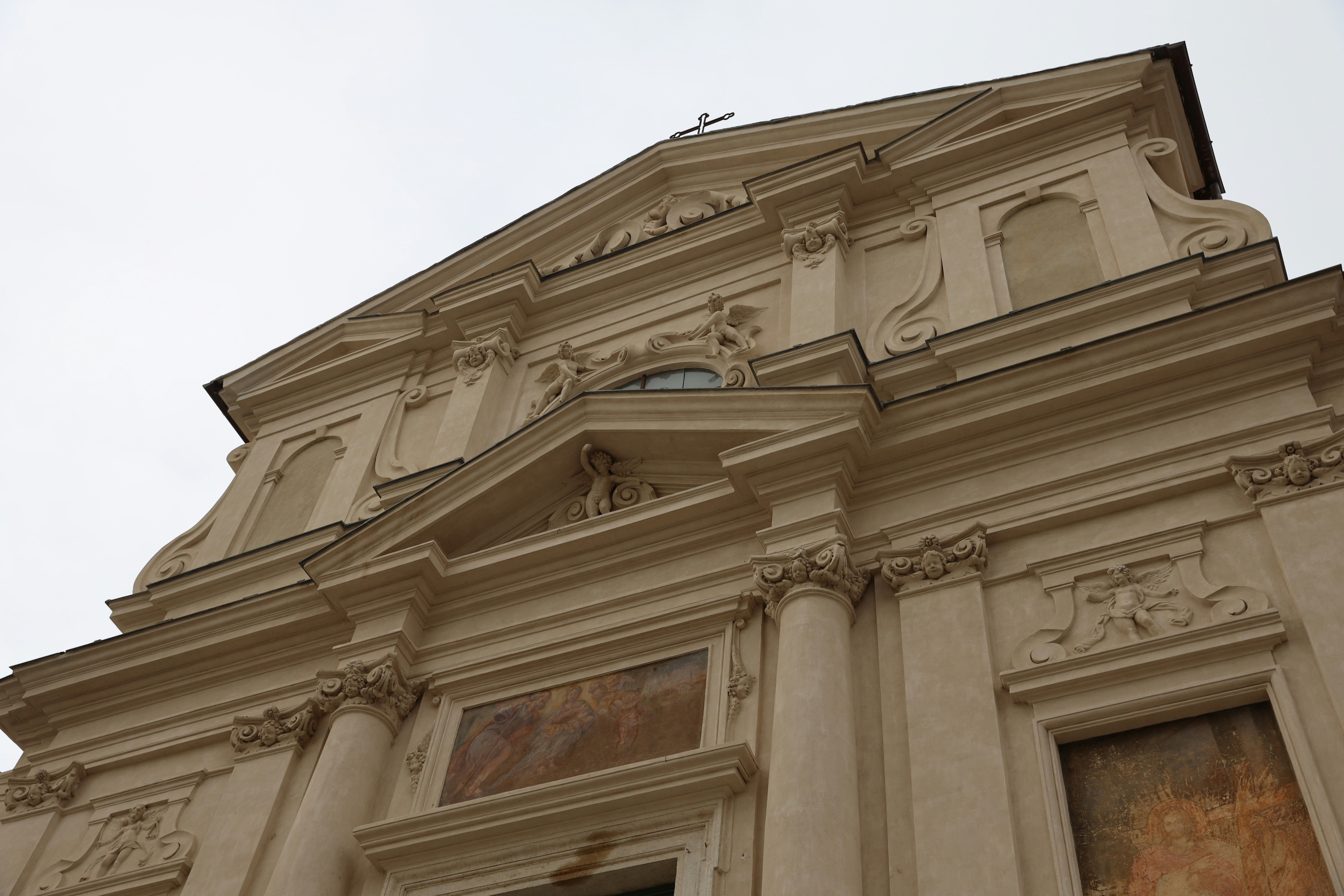 Photo by cropcontent