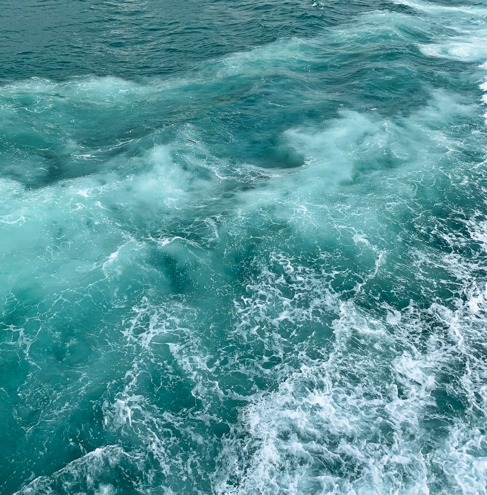 the wake of a boat in the ocean