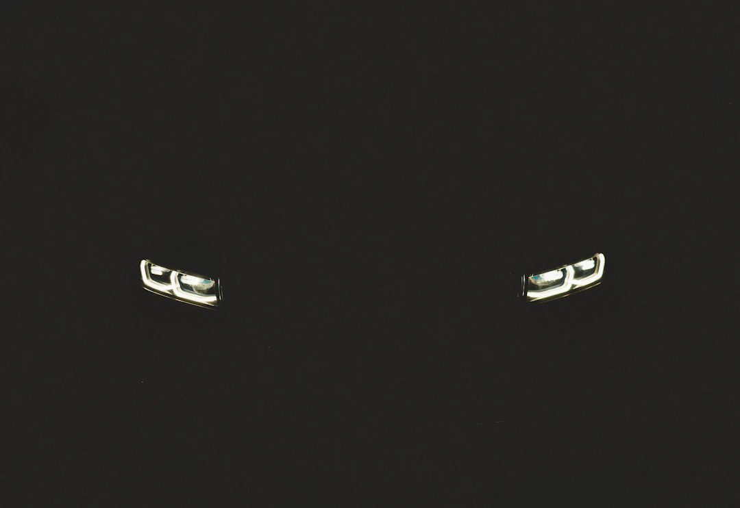 Hella Multibeam LED Far (Sol — Ön)